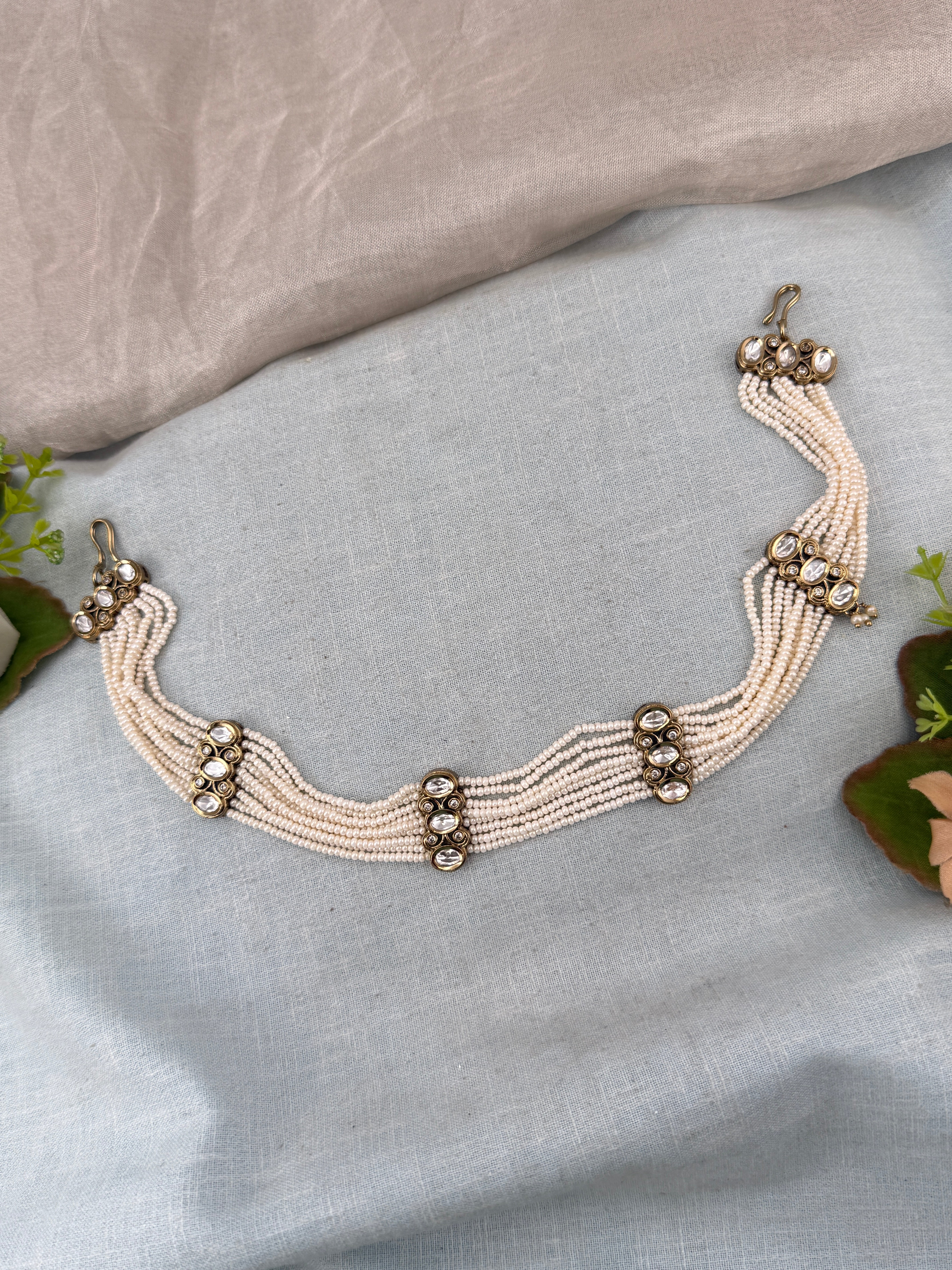 Premium Pearl Mathapatti Maang Tikka Set | 10002