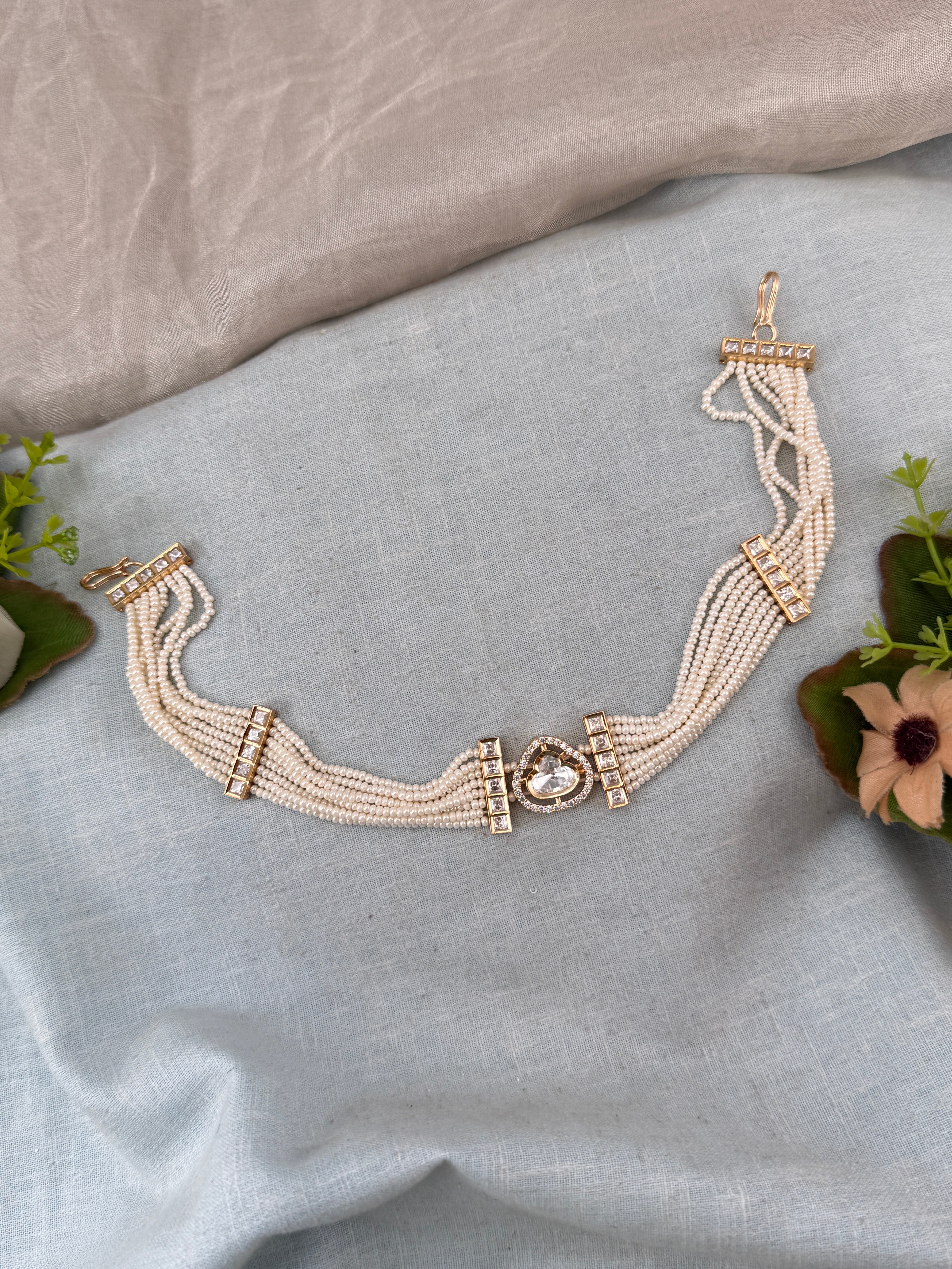 Premium Pearl Mathapatti Maang Tikka Set | 10001a