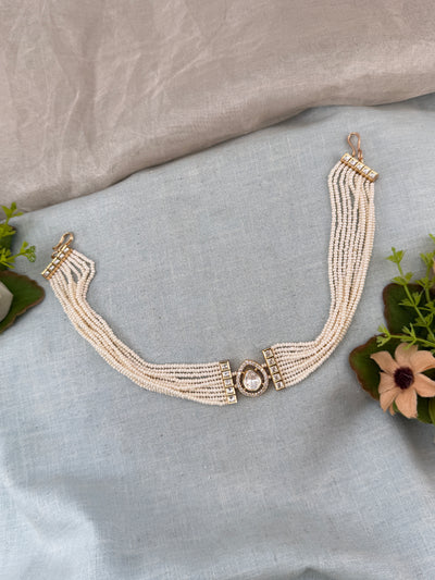 Premium Pearl Mathapatti Maang Tikka Set | 10001