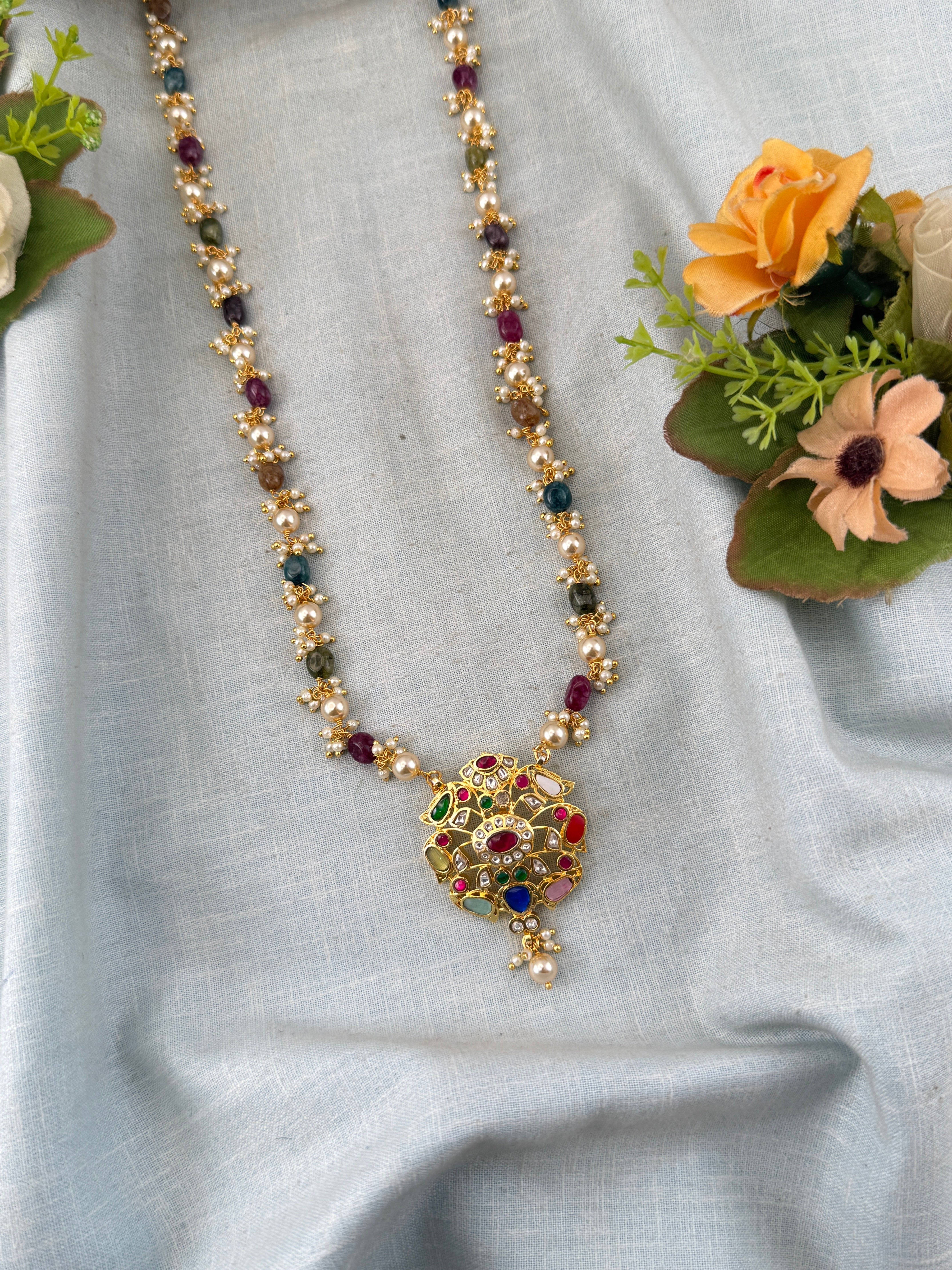 Antique Chain Navaratna Stone Pendant | N0375