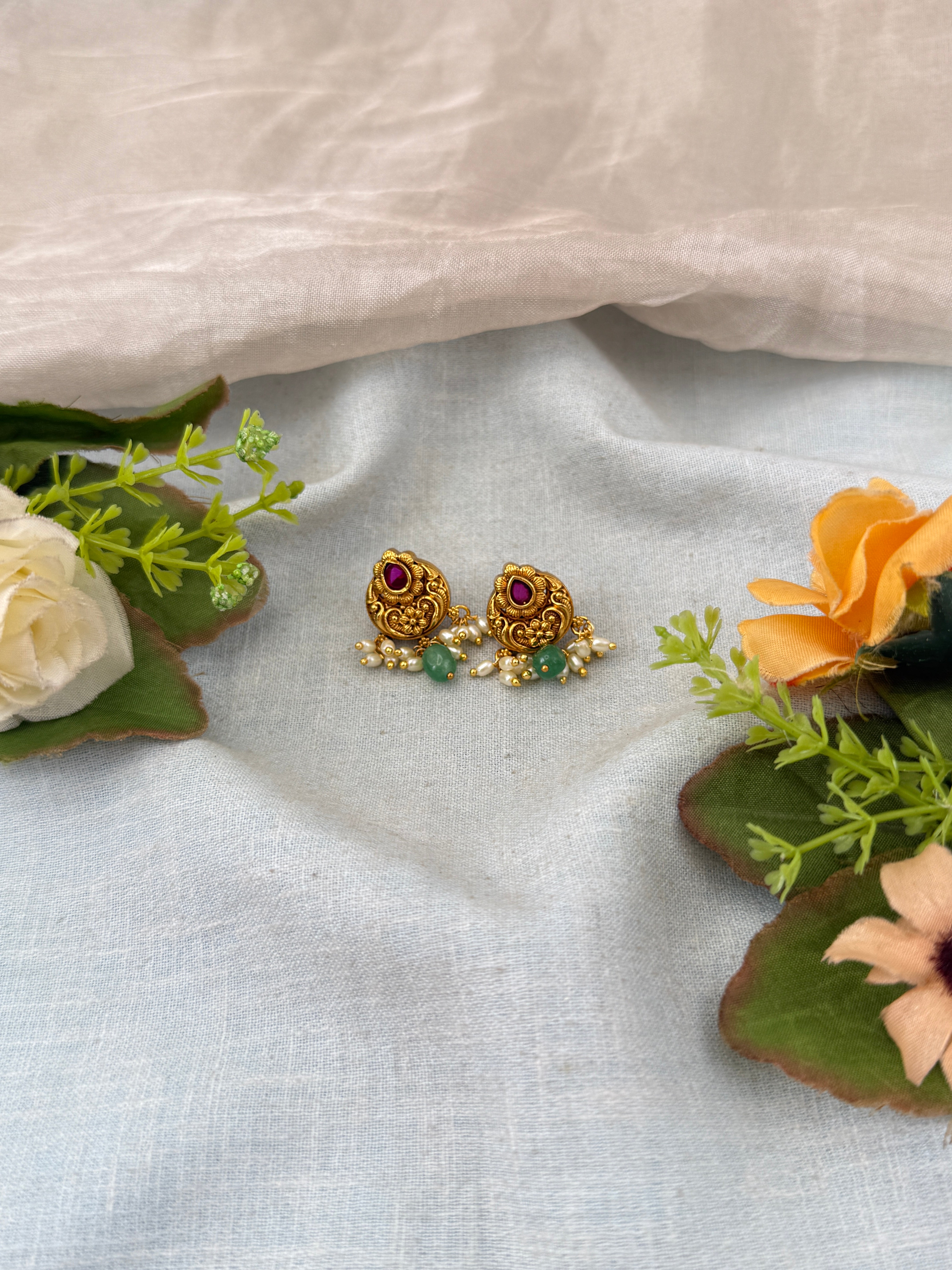 Antique Stud Earrings | E0150
