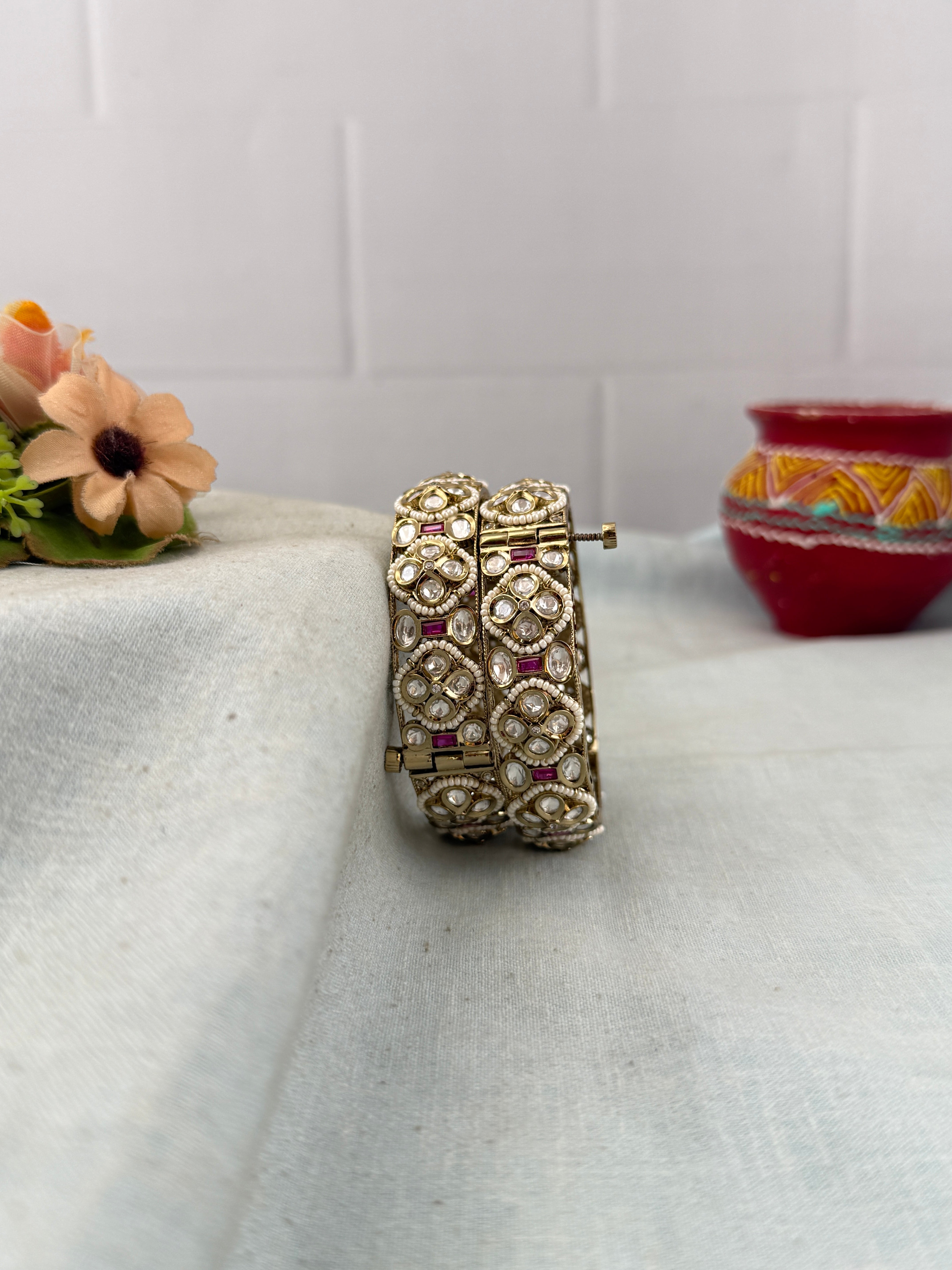 Antique temple style bridal bangles for women by Mahila