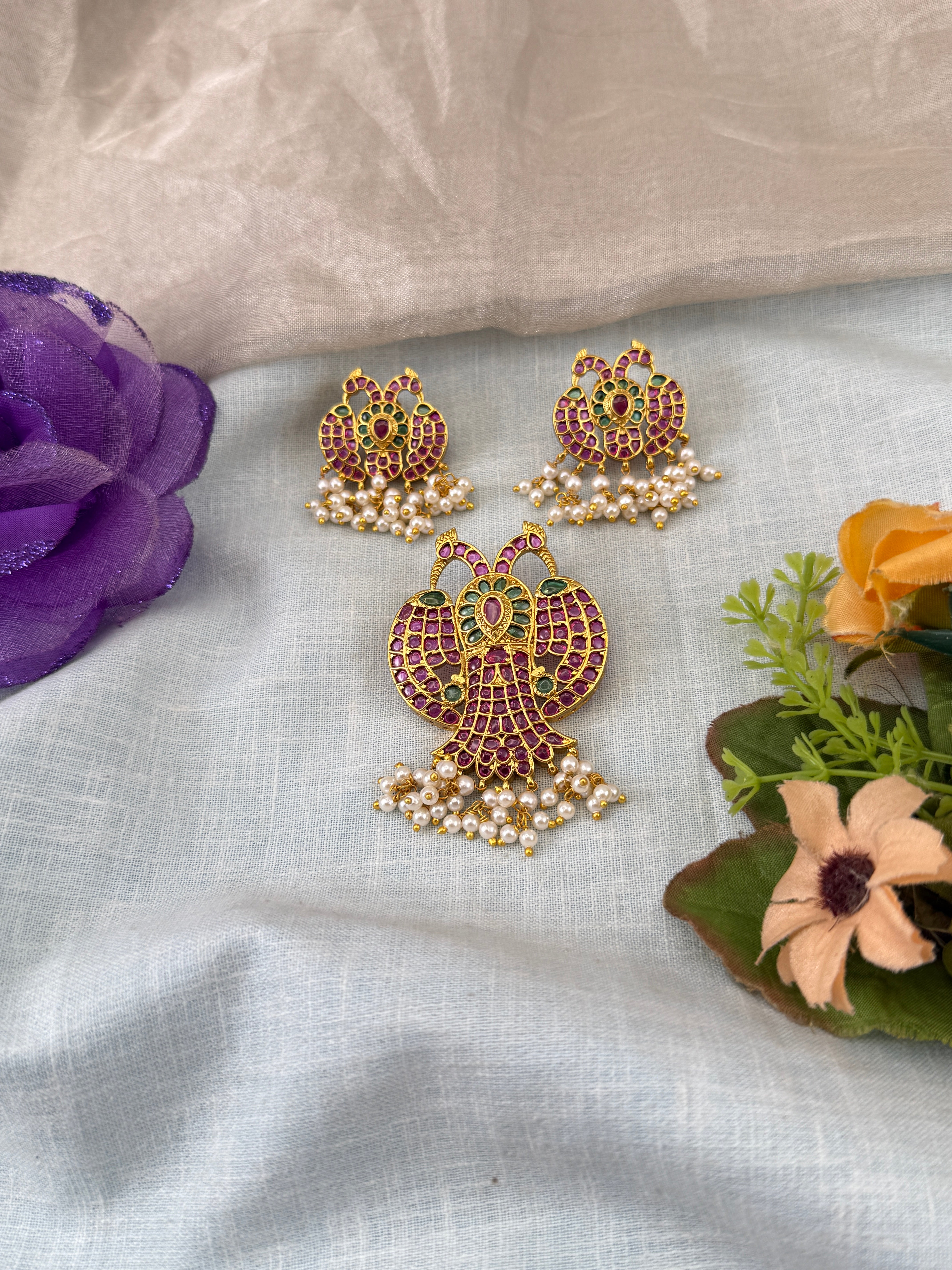 Antique Gandaberunda Pendant with Earrings P0048A