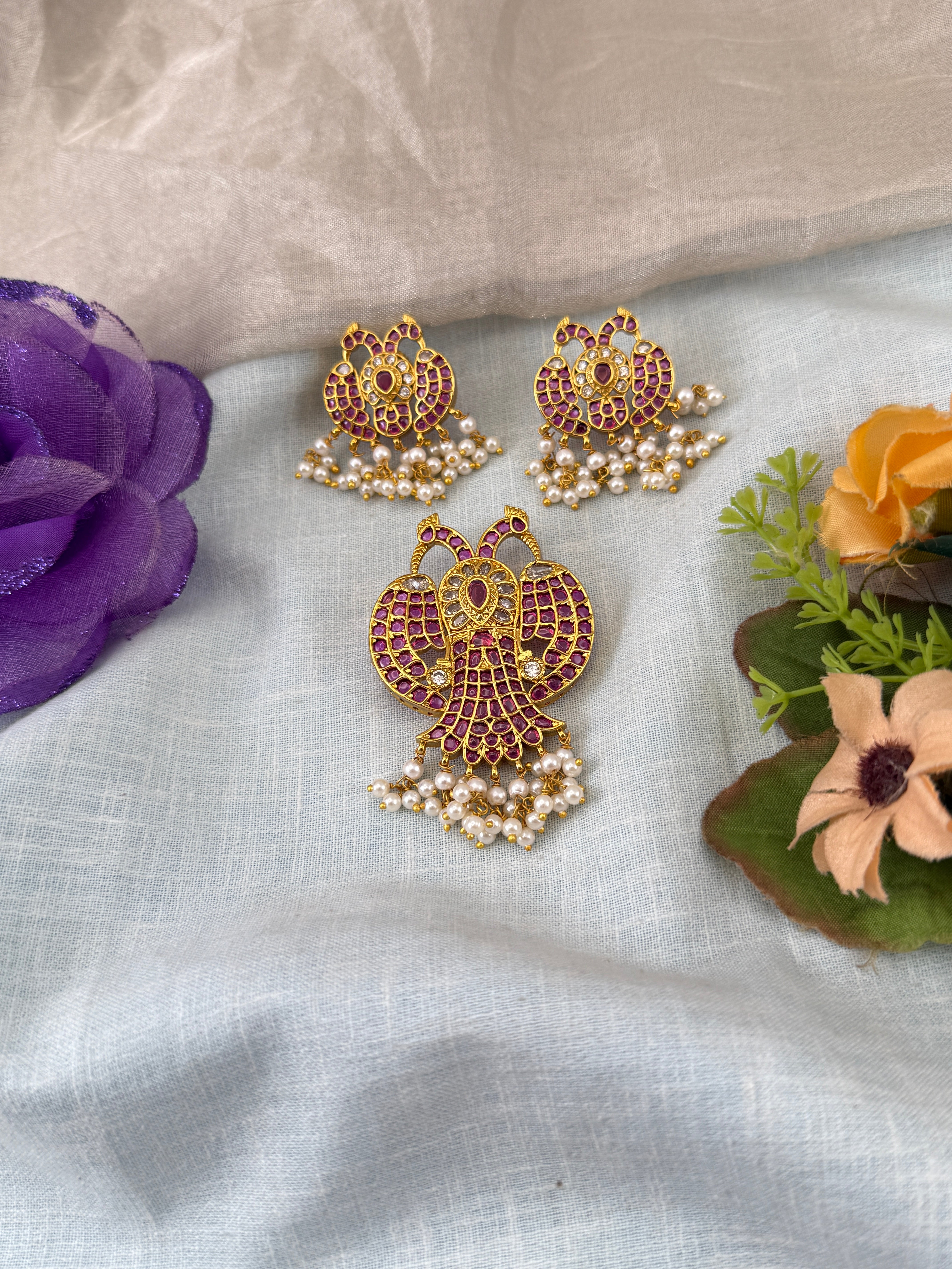 Antique Gandaberunda Pendant with Earrings P0048B