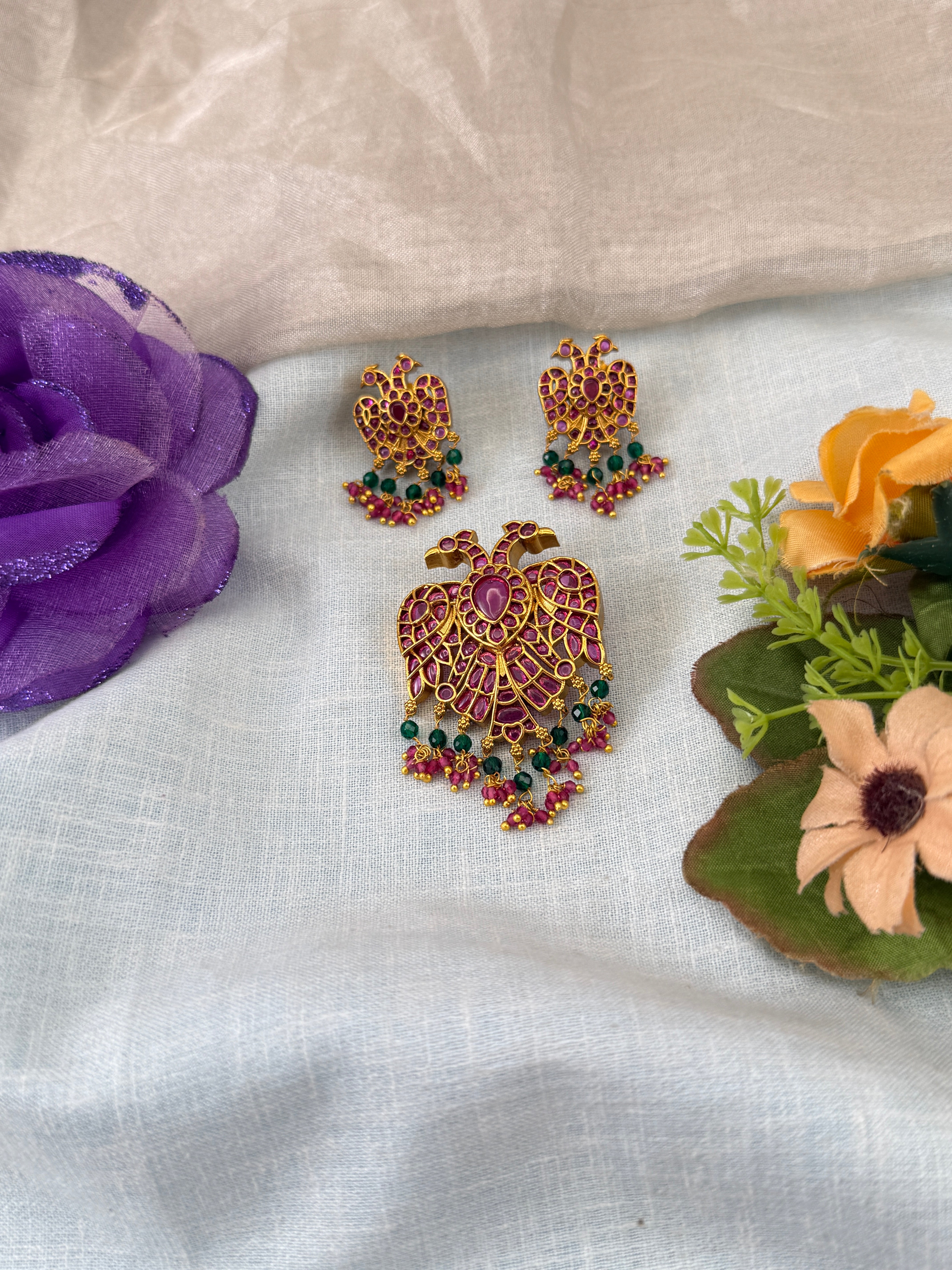 Antique Gandaberunda Pendant with Earrings P0047