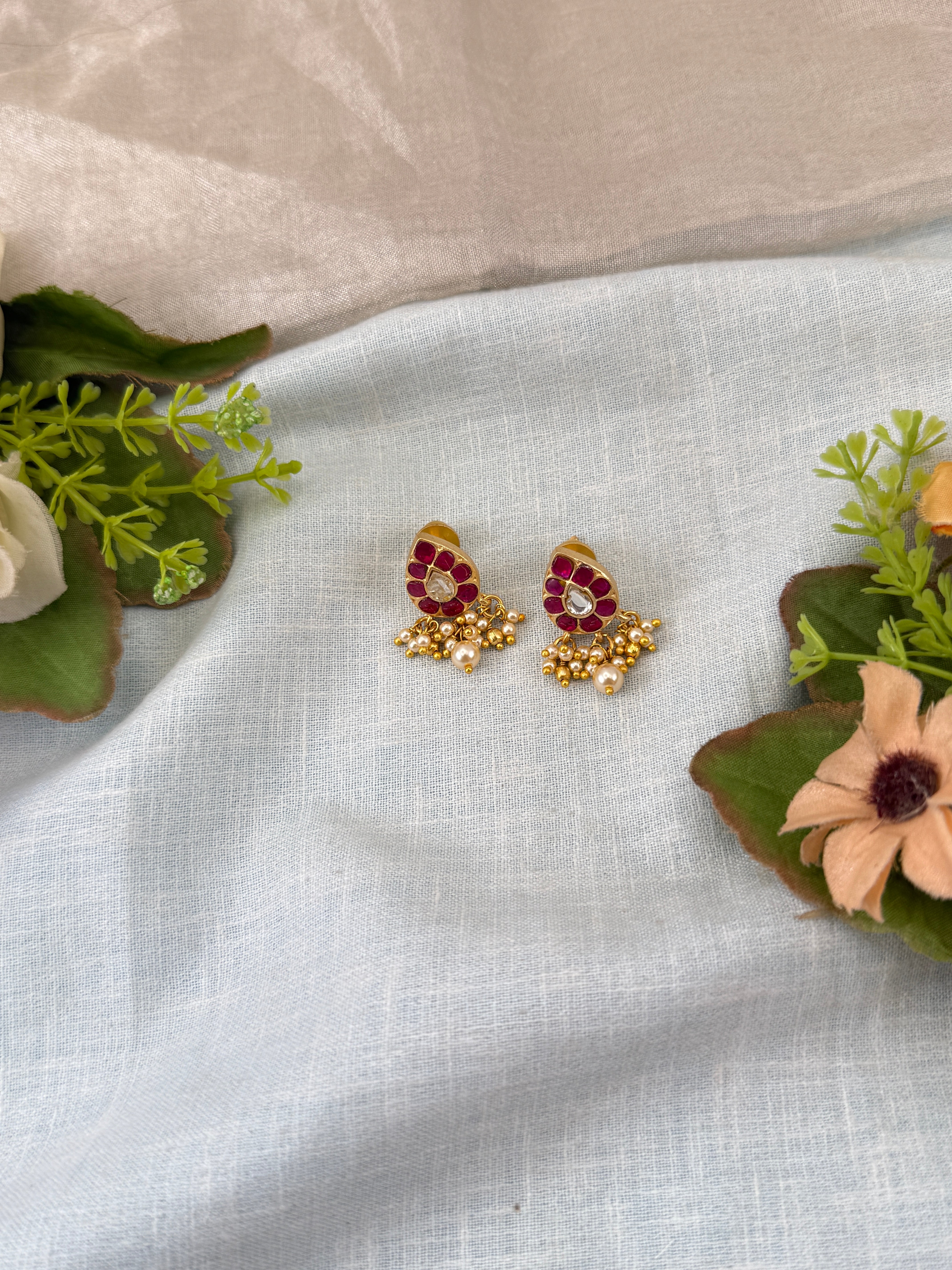 Jadau Kundan Stud Earrings E0170