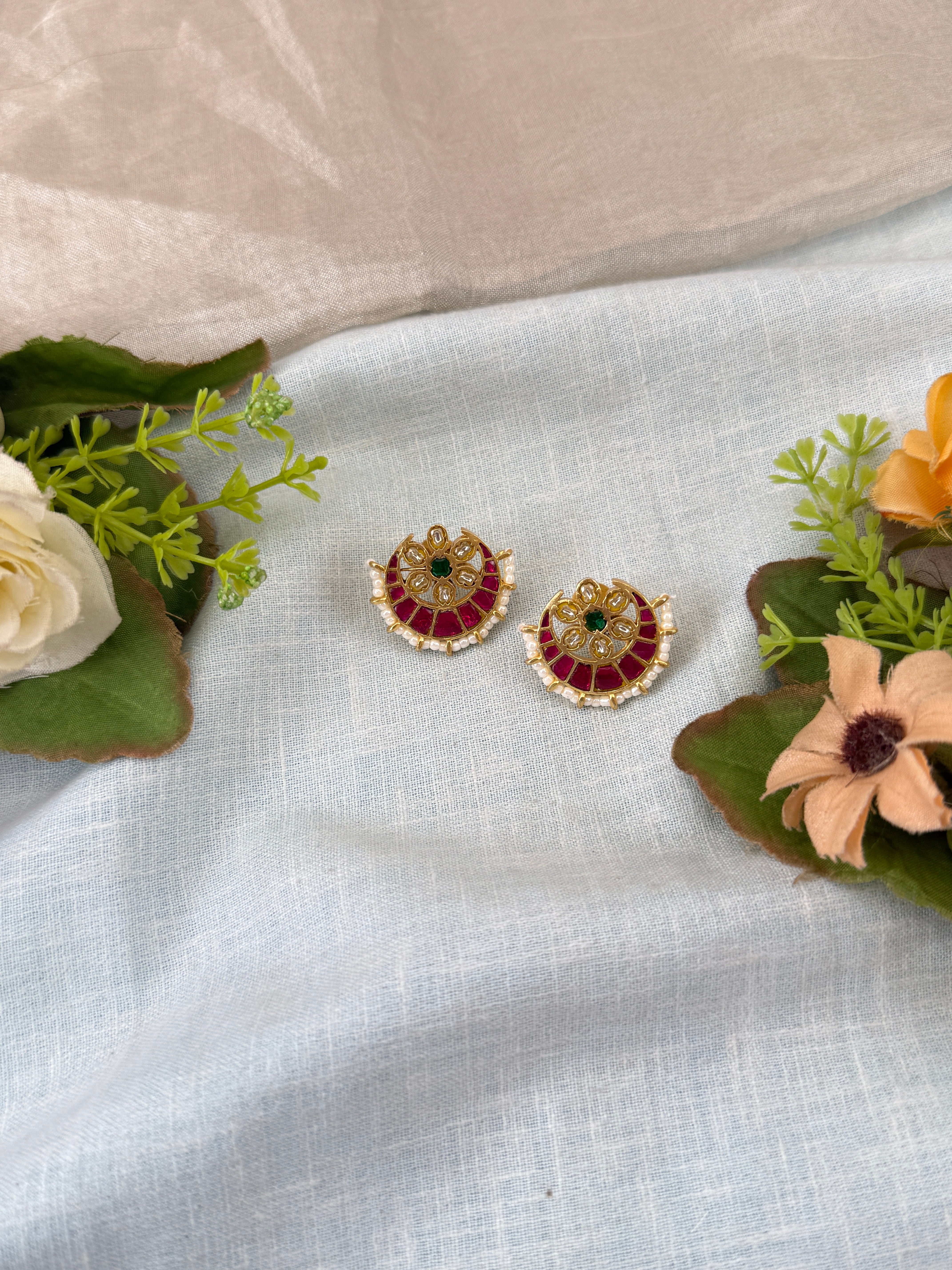 Jadau Kundan Stud Earrings E0189