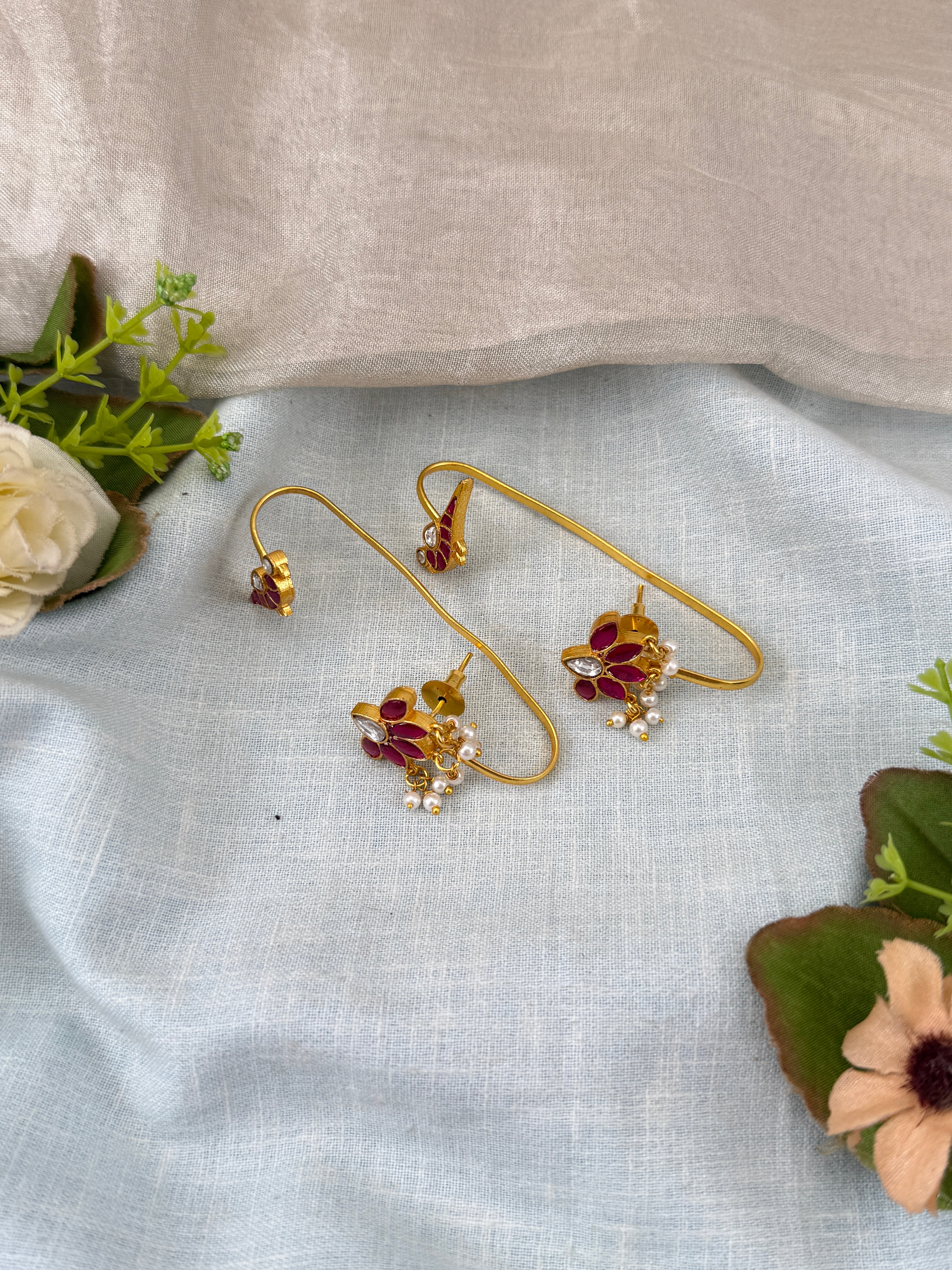 Jadau Kundan Bugadi Earcuff Earrings U050