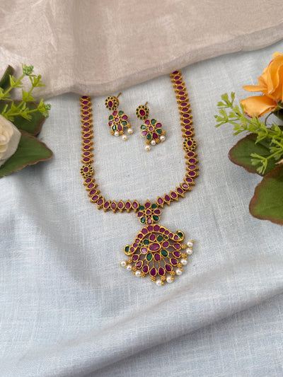 Antique Short Necklace Set N0419