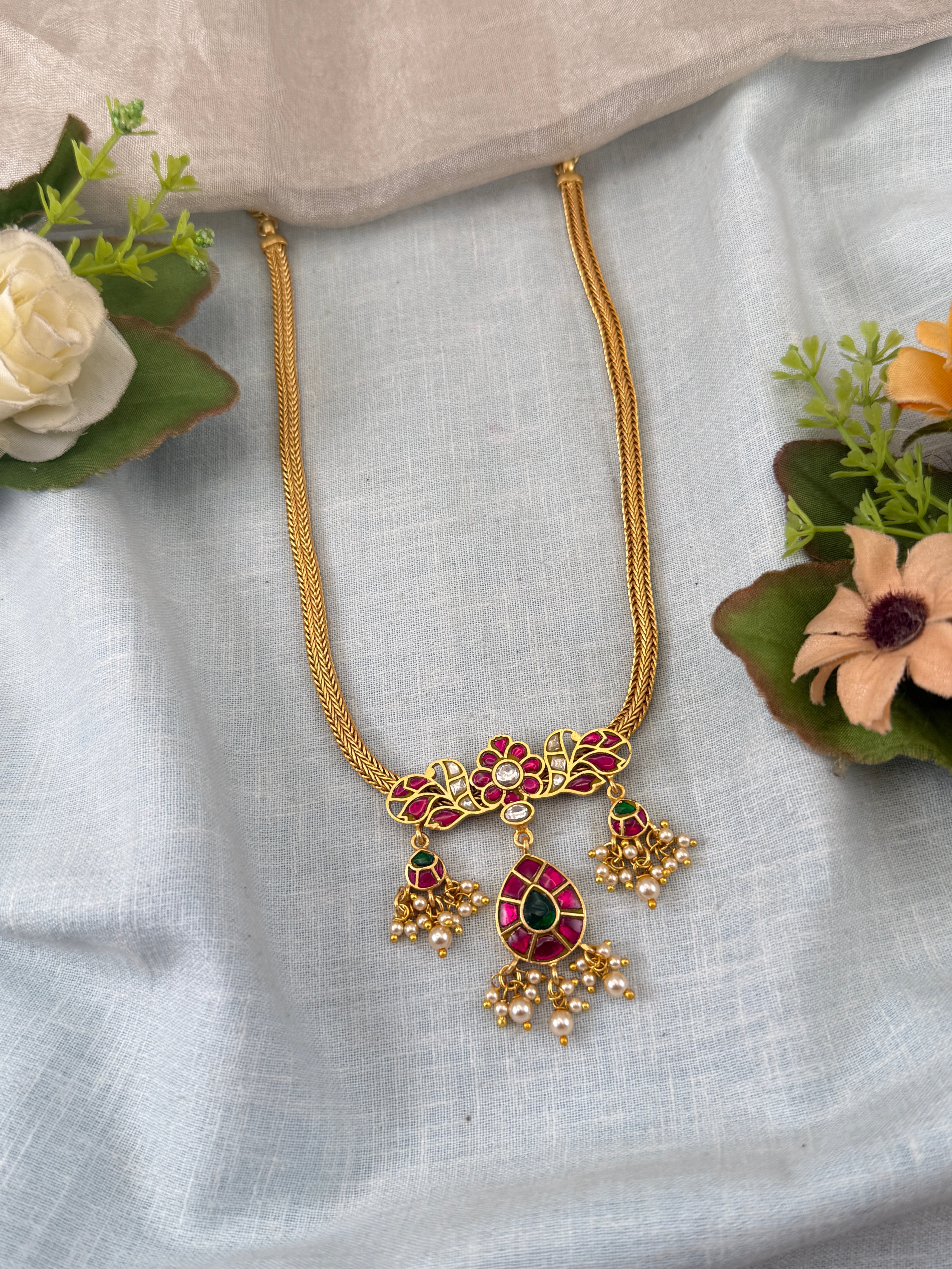 Jadau Kundan Necklace Pendant Set N0394