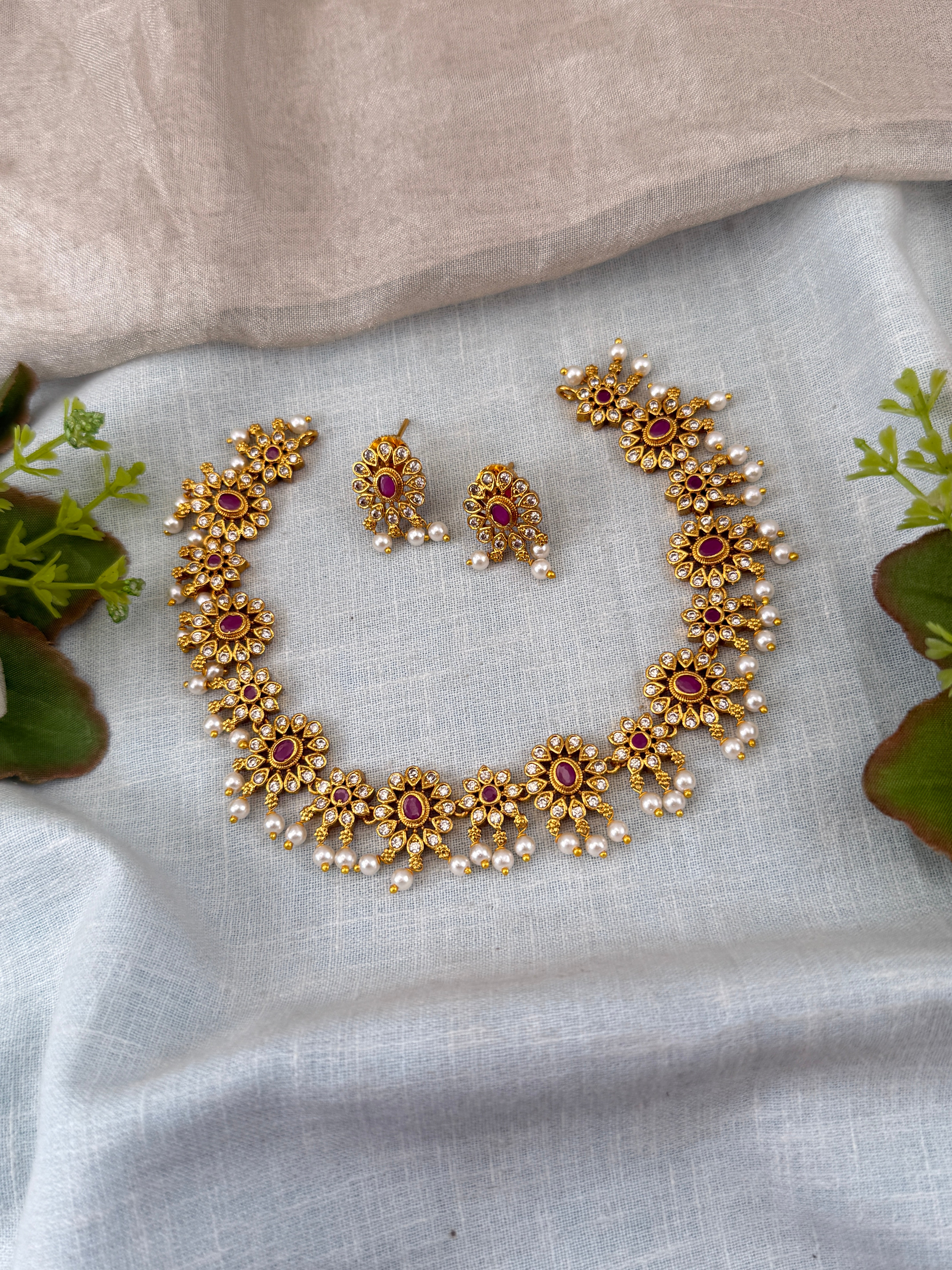 Antique Stone Necklace Set Short N0425