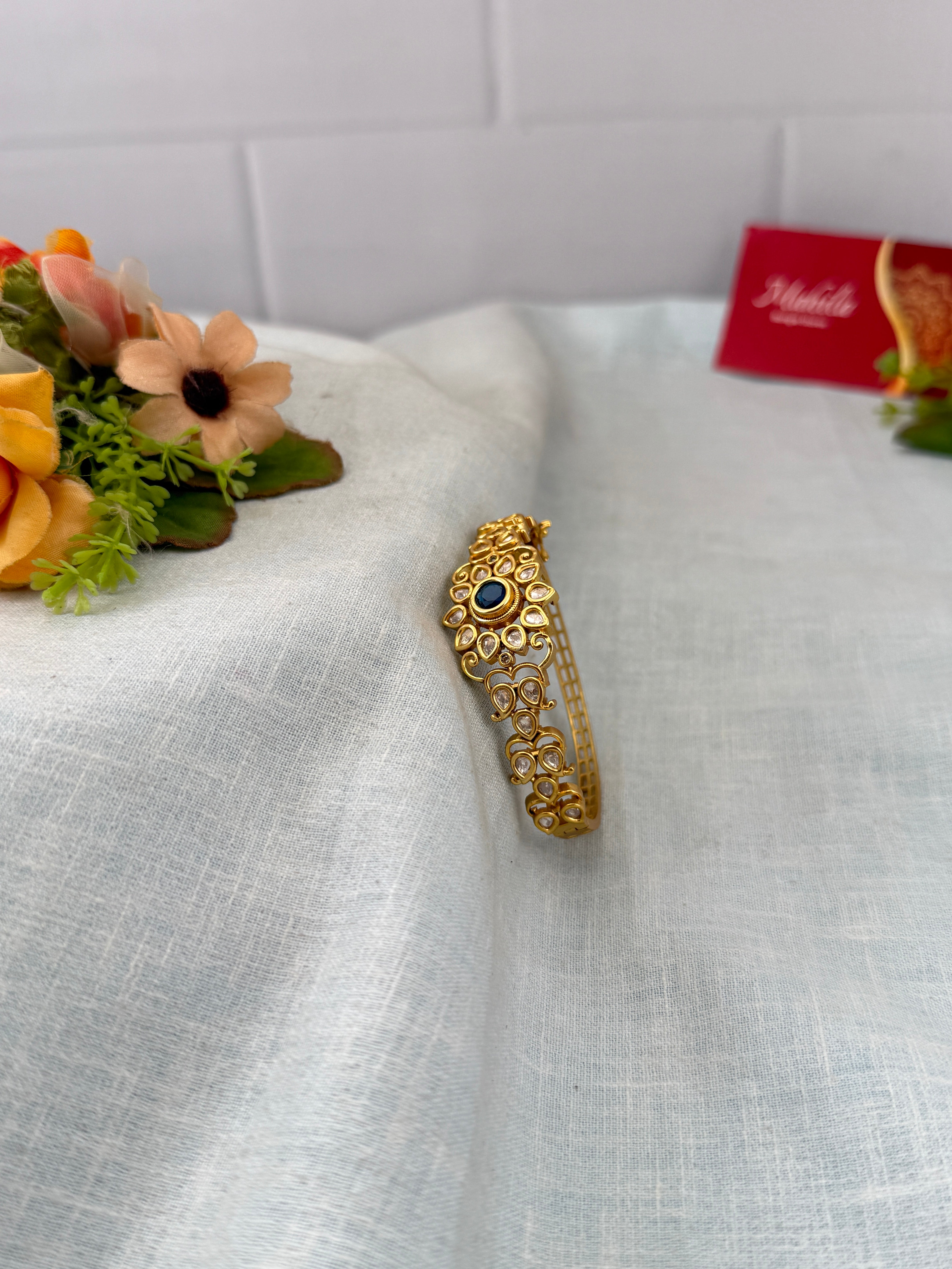 Antique temple style bridal bangles for women by Mahila