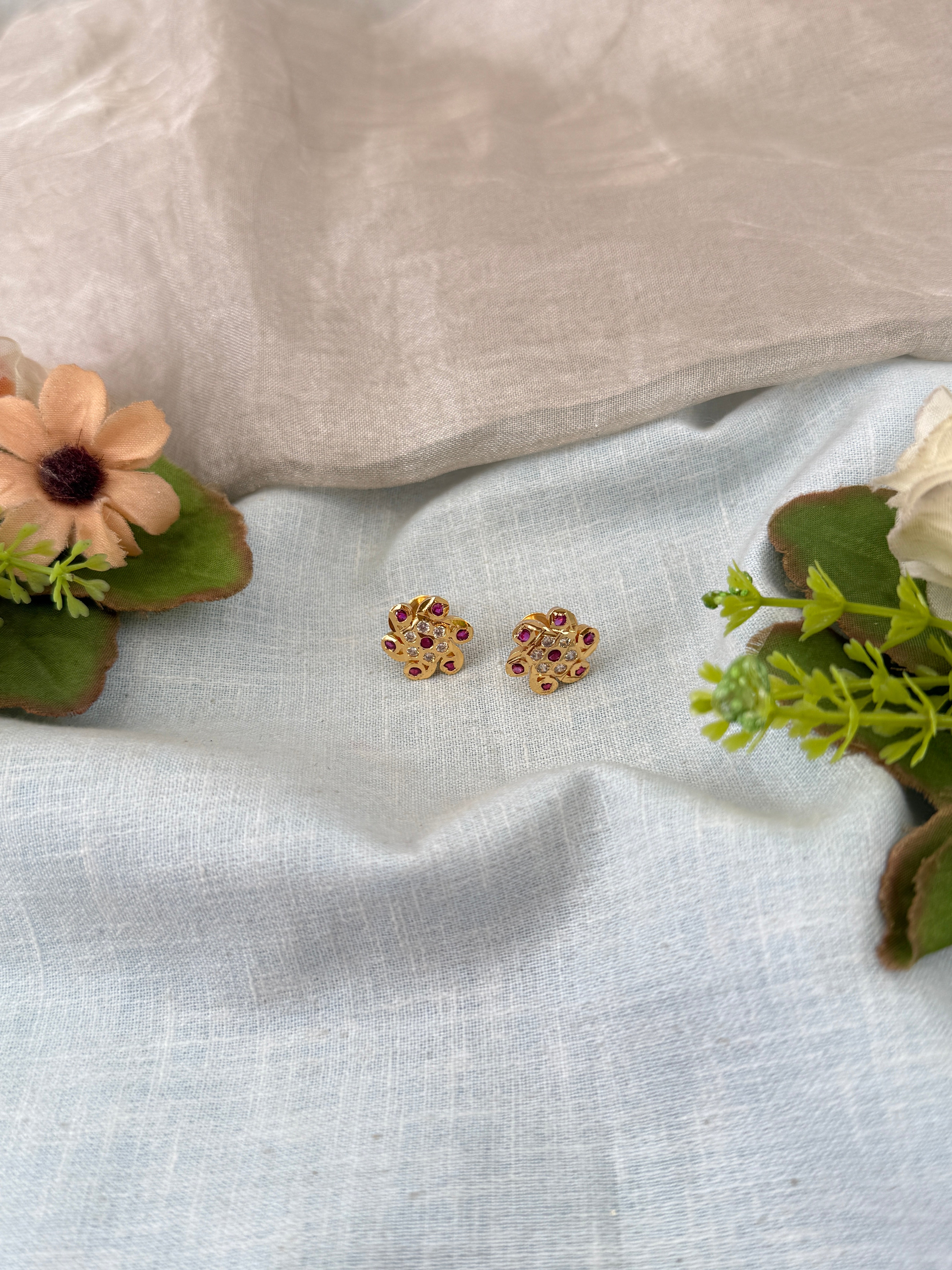 Antique Stud Earrings | E0206 B