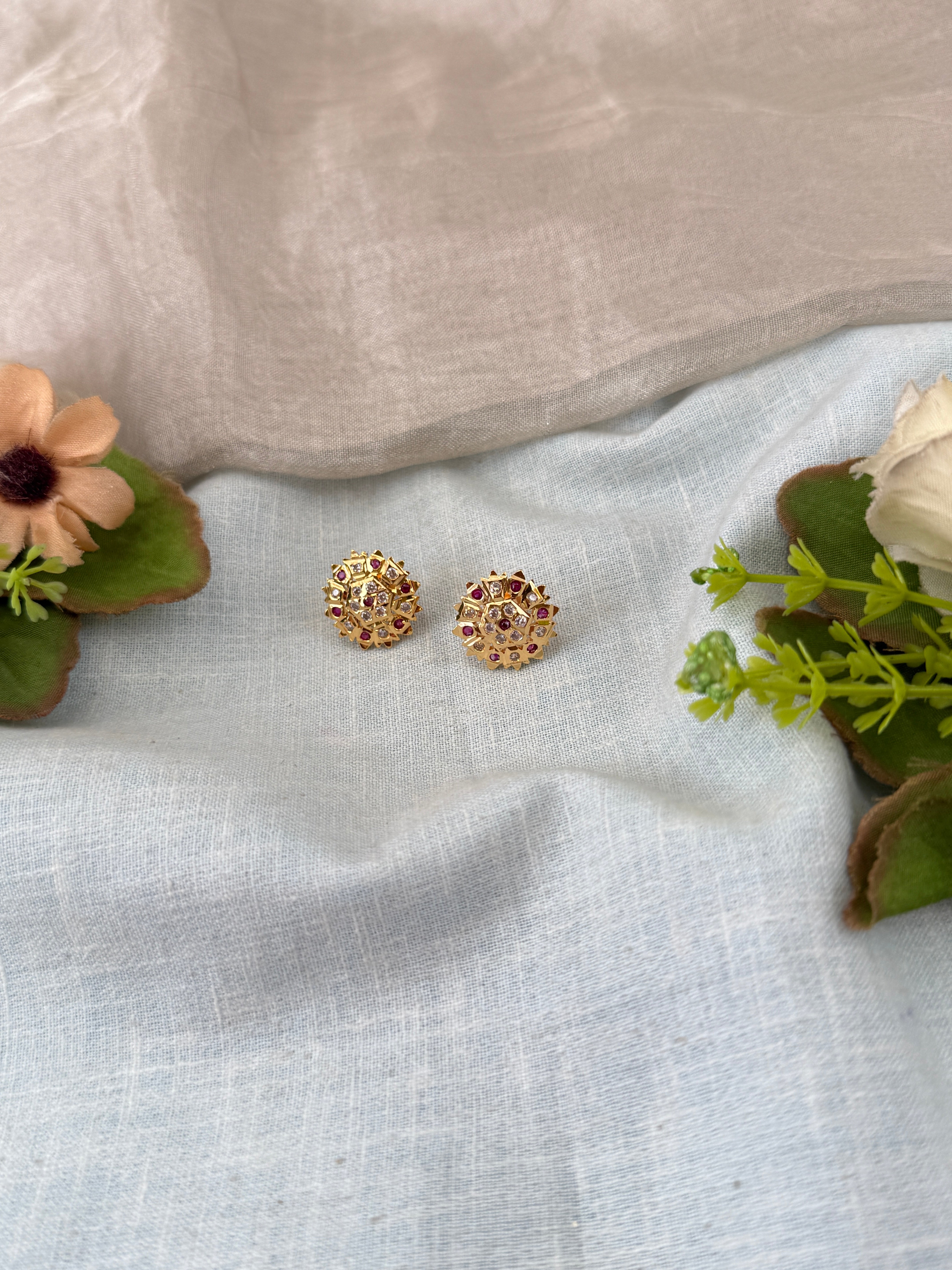 Antique Stud Earrings | E0198