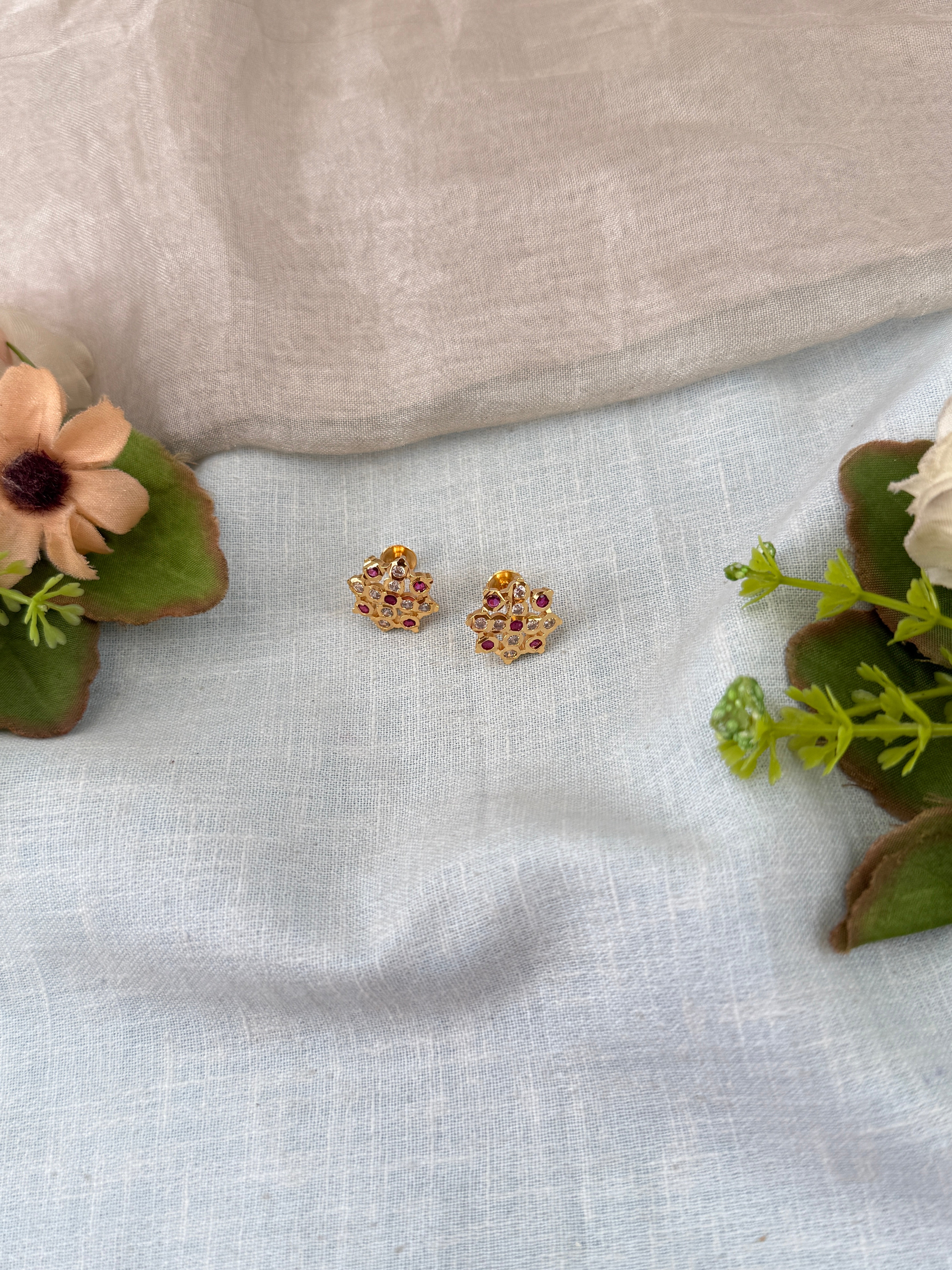 Antique Stud Earrings | E0201 B