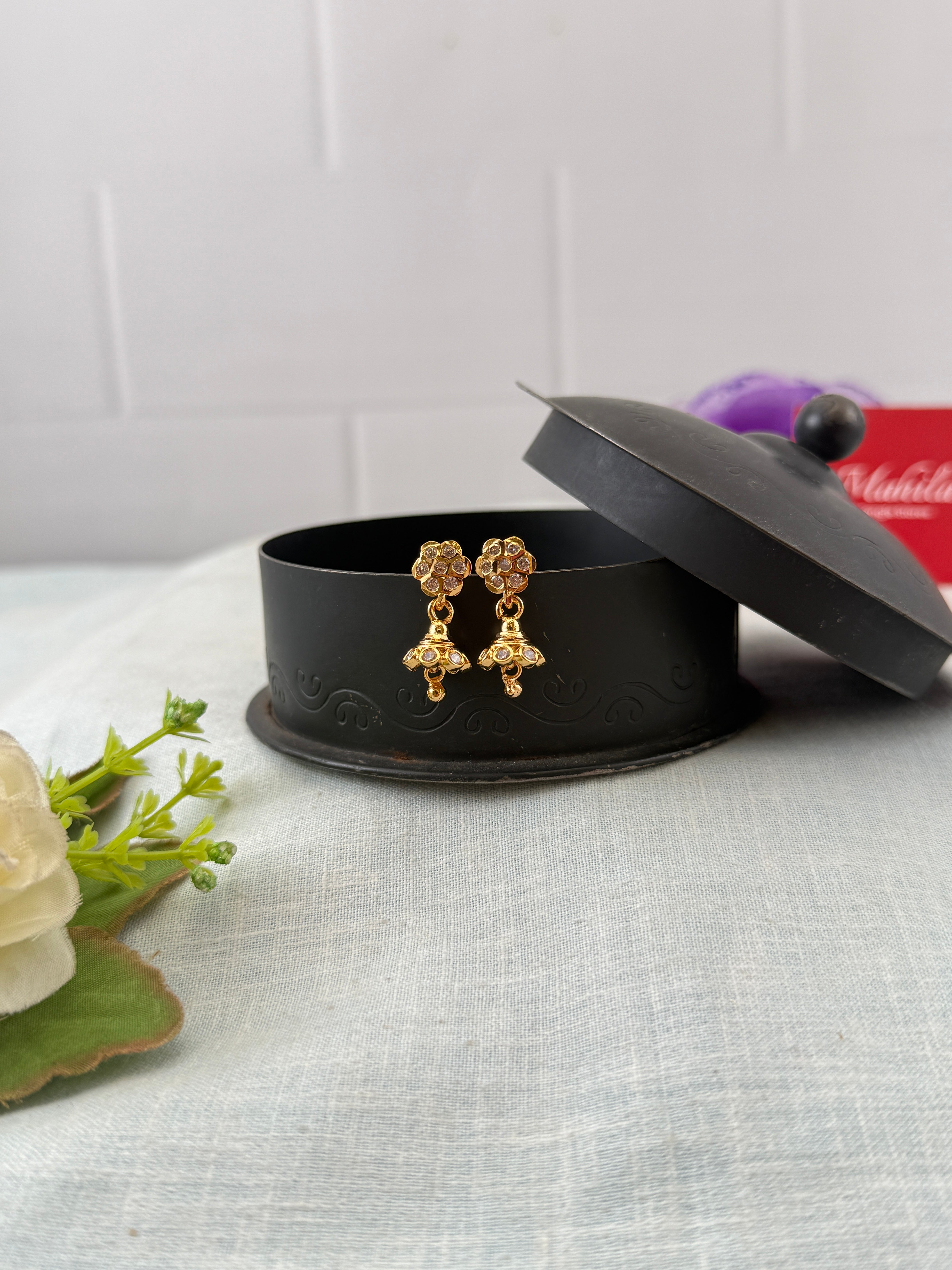 Antique Stud Earrings | E0197 A