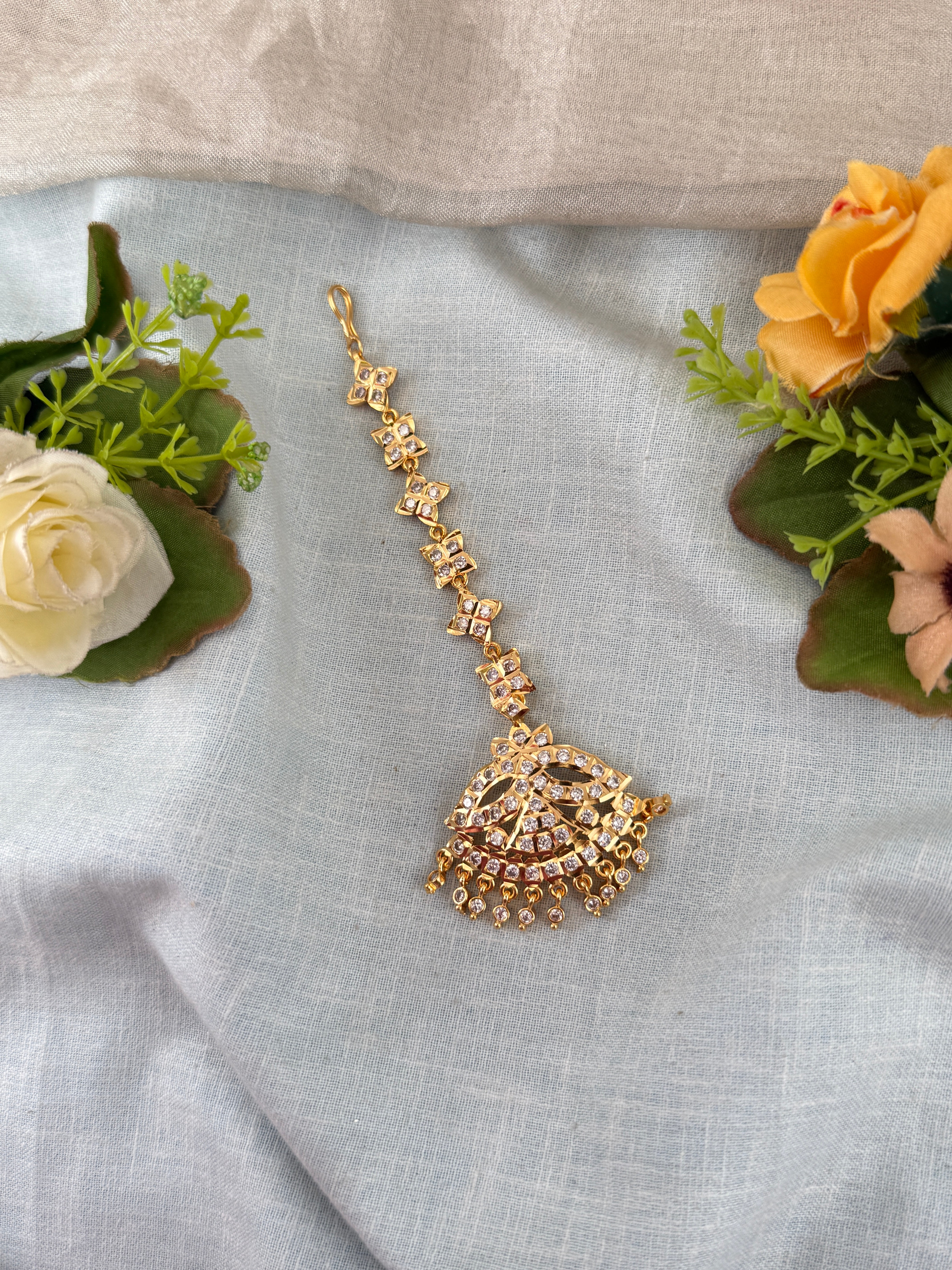Bridal maang tikka for women