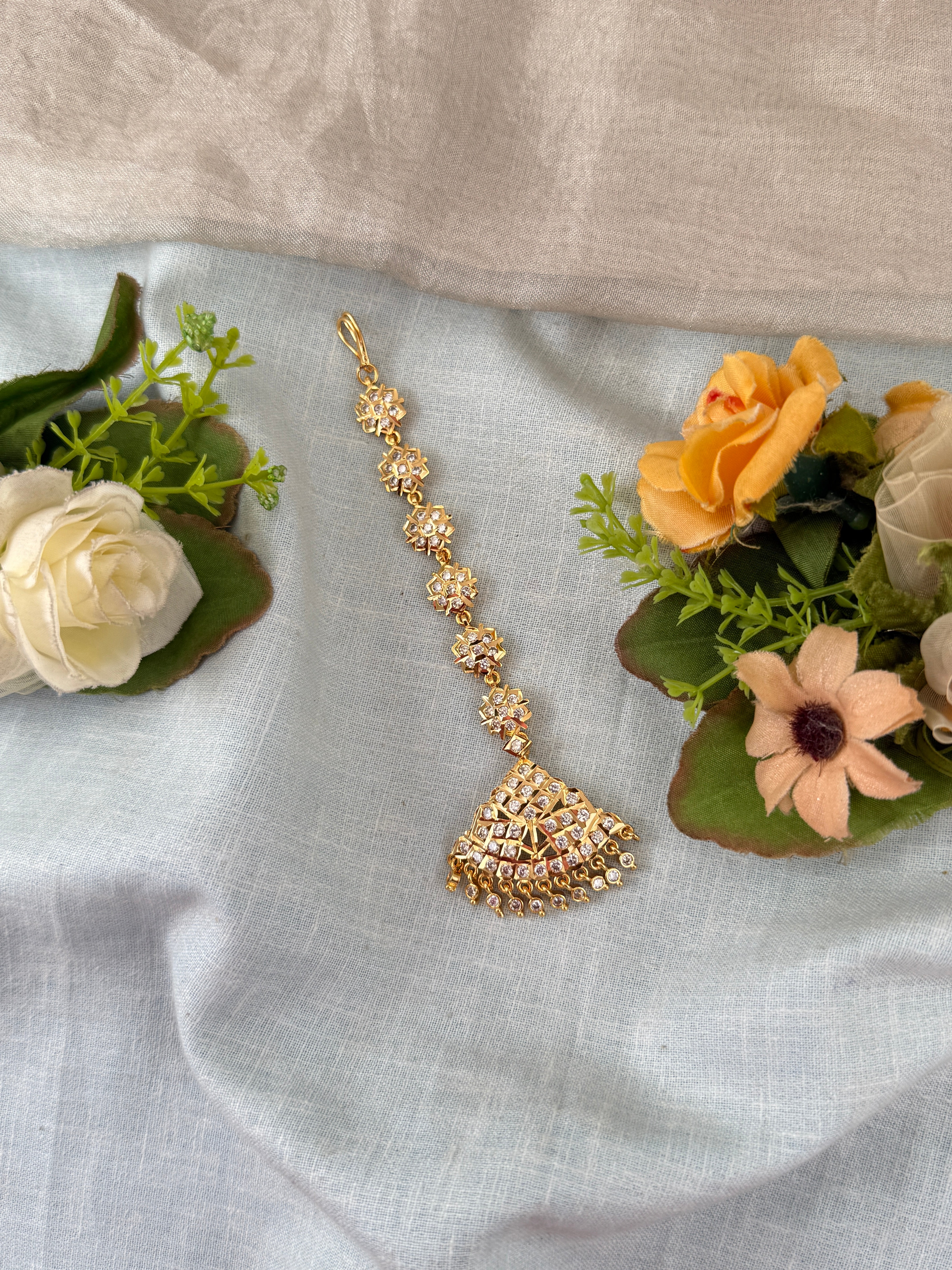 Bridal maang tikka for women