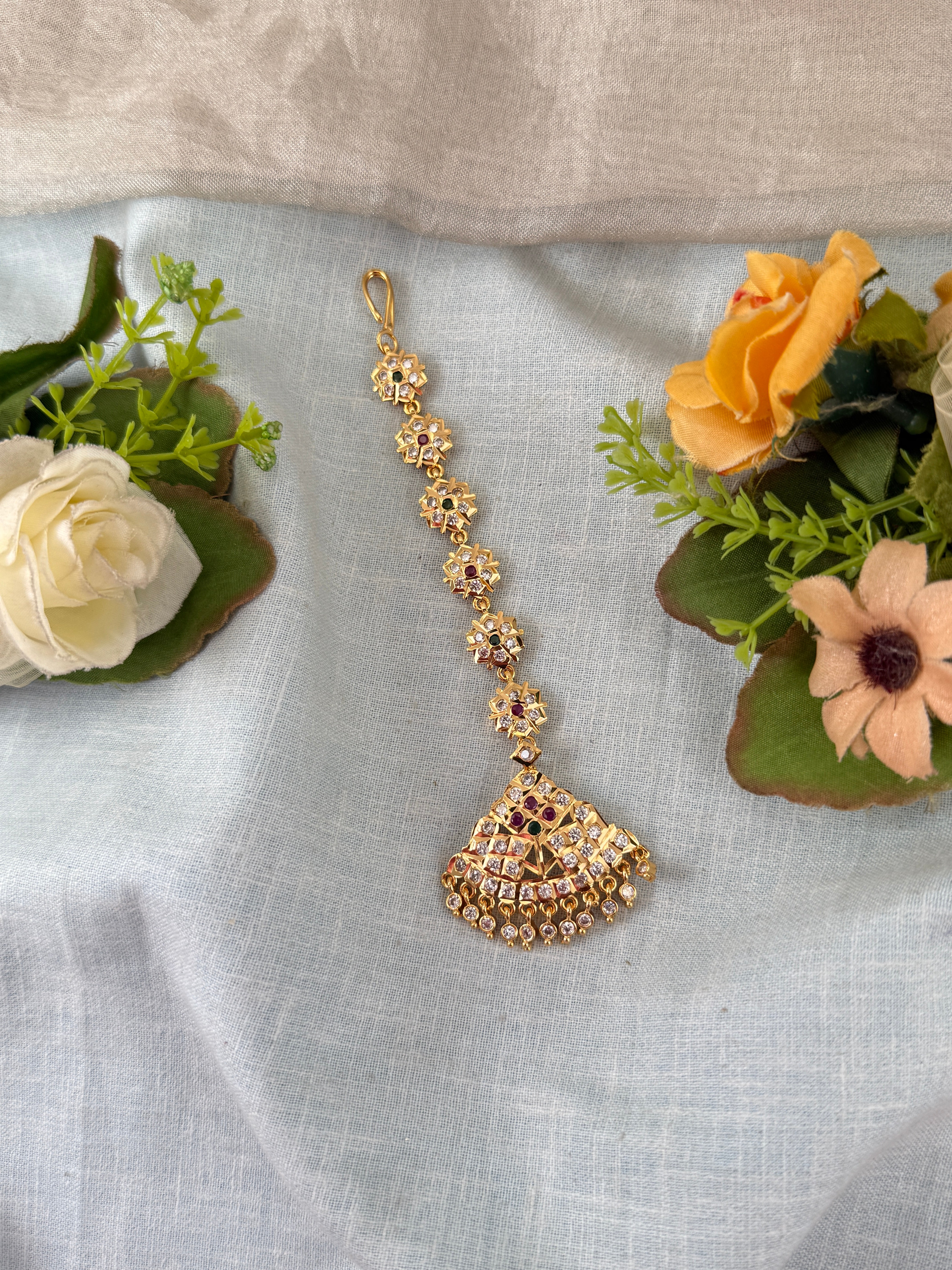 Bridal maang tikka for women