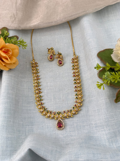 Traditional Jade Bille hair accessory for women