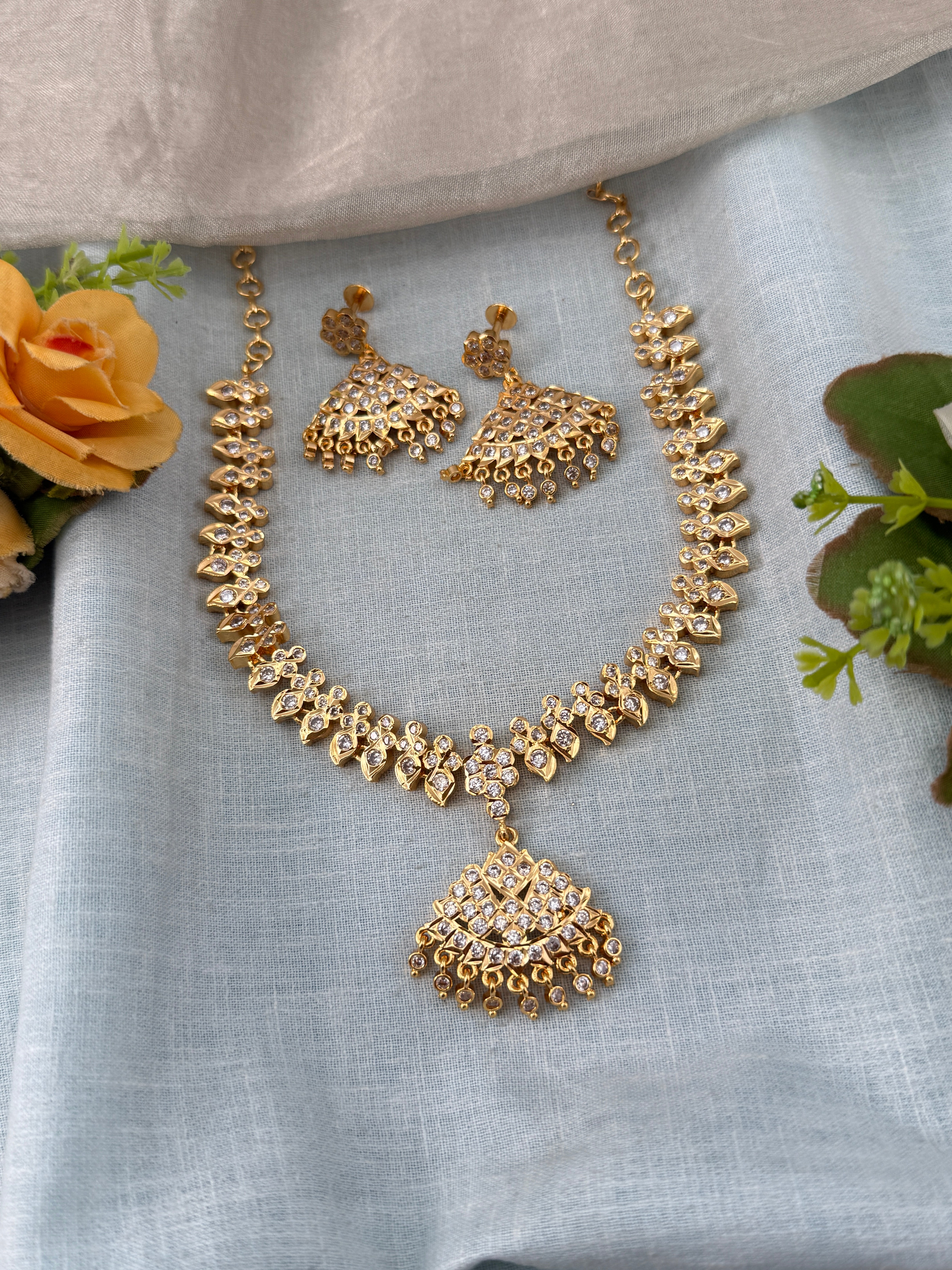 Antique Gold Like Necklace Set | N0444 A
