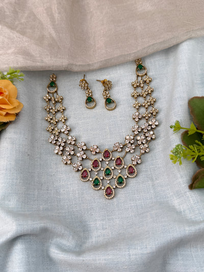 Victorian Necklace in Choker Short Royal Style | N0438 A