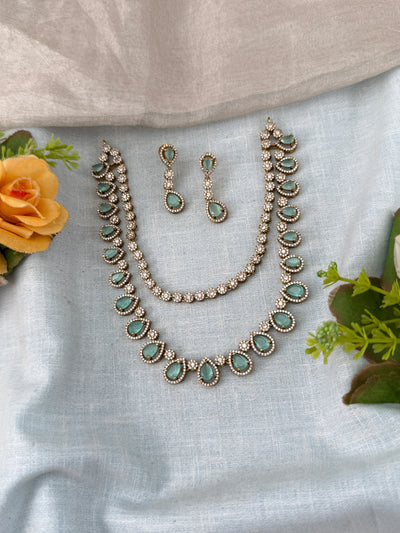 Victorian Necklace in Choker Short Royal Style | N0443 A