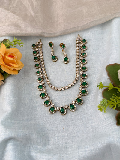 Victorian Necklace in Choker Short Royal Style | N0443 C