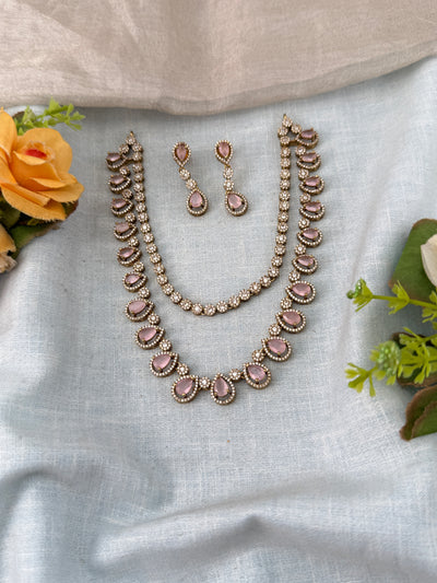 Traditional Jade Bille hair accessory for women