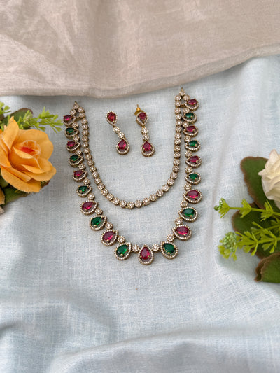 Traditional Jade Bille hair accessory for women