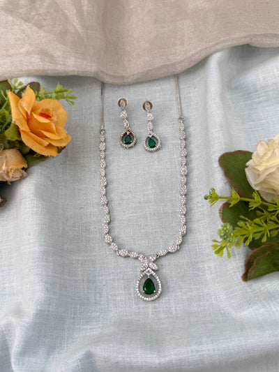 Traditional Jade Bille hair accessory for women