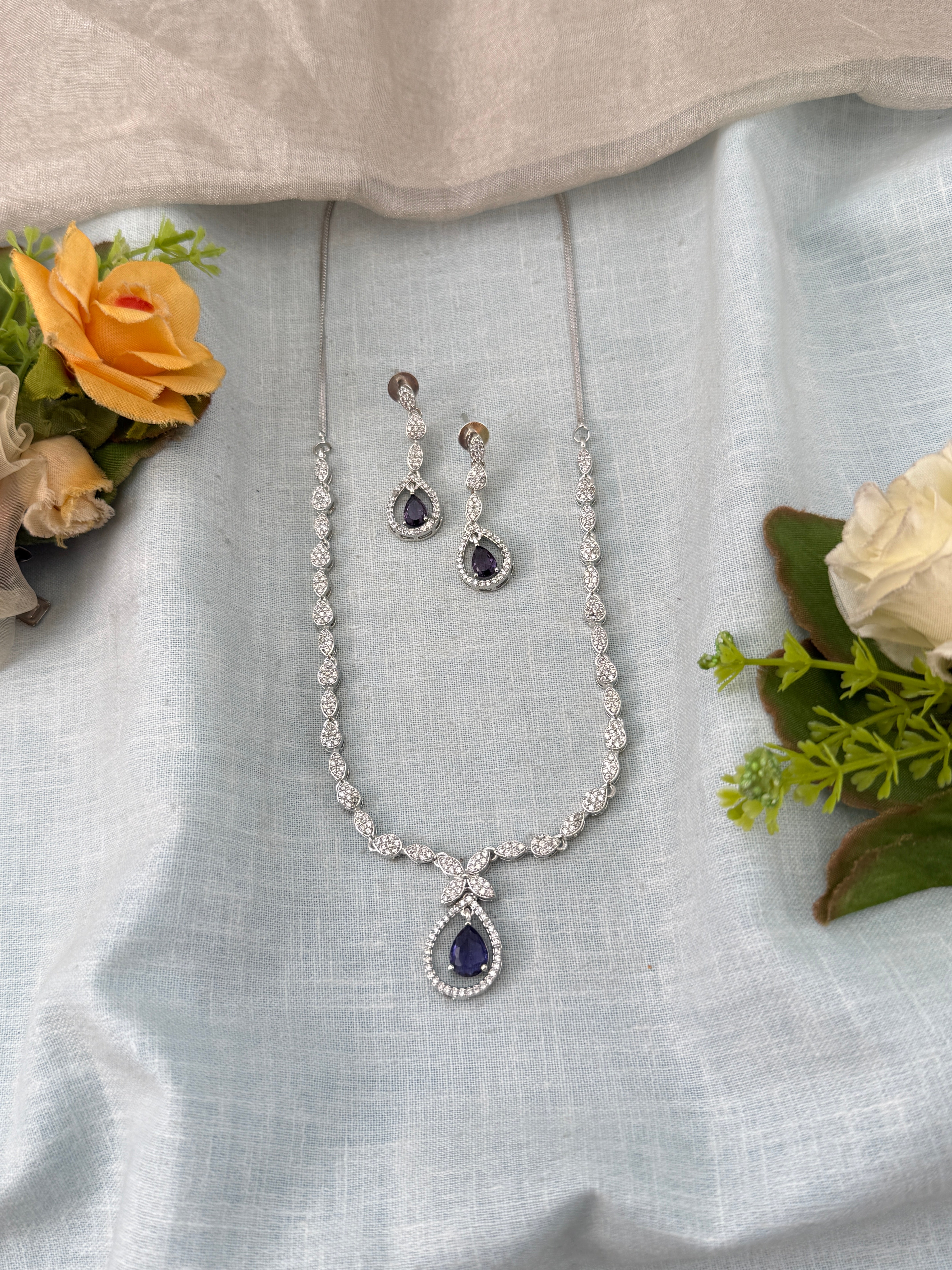 Traditional Jade Bille hair accessory for women