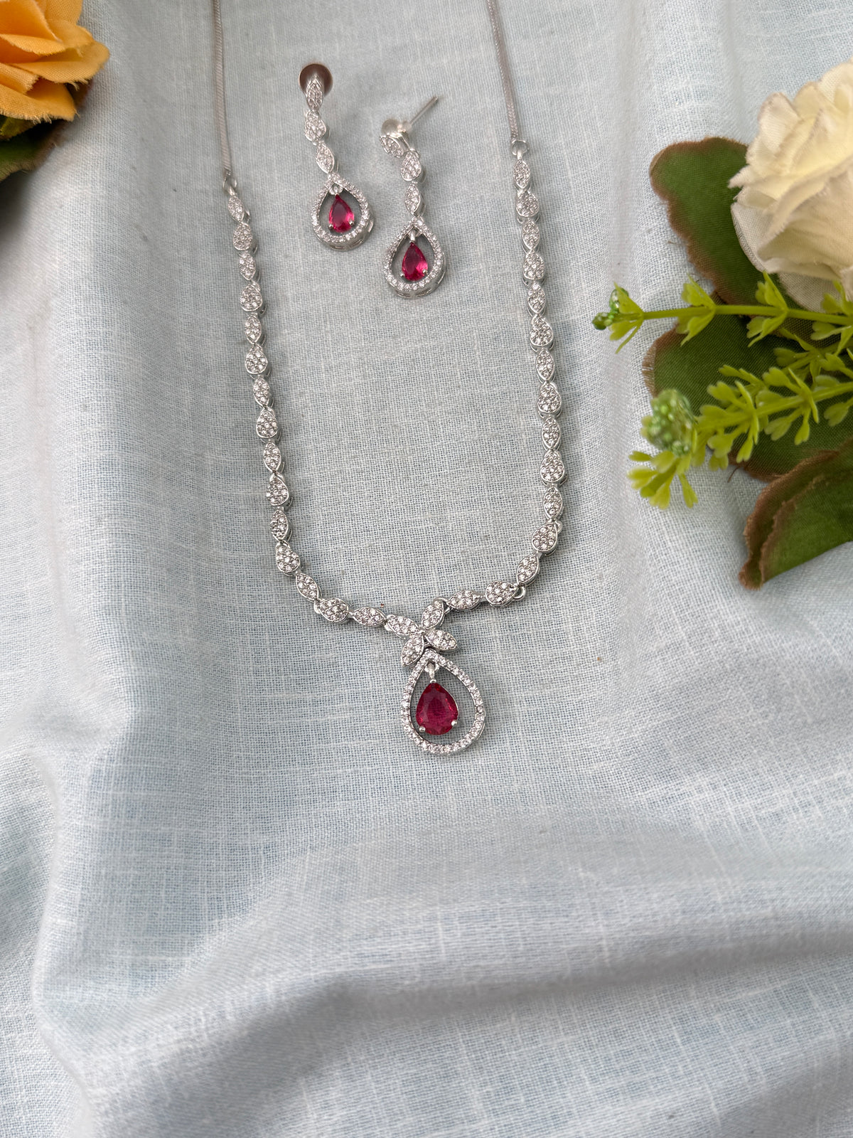 White Stone Necklace in Choker Short Designer Style | N0426 D