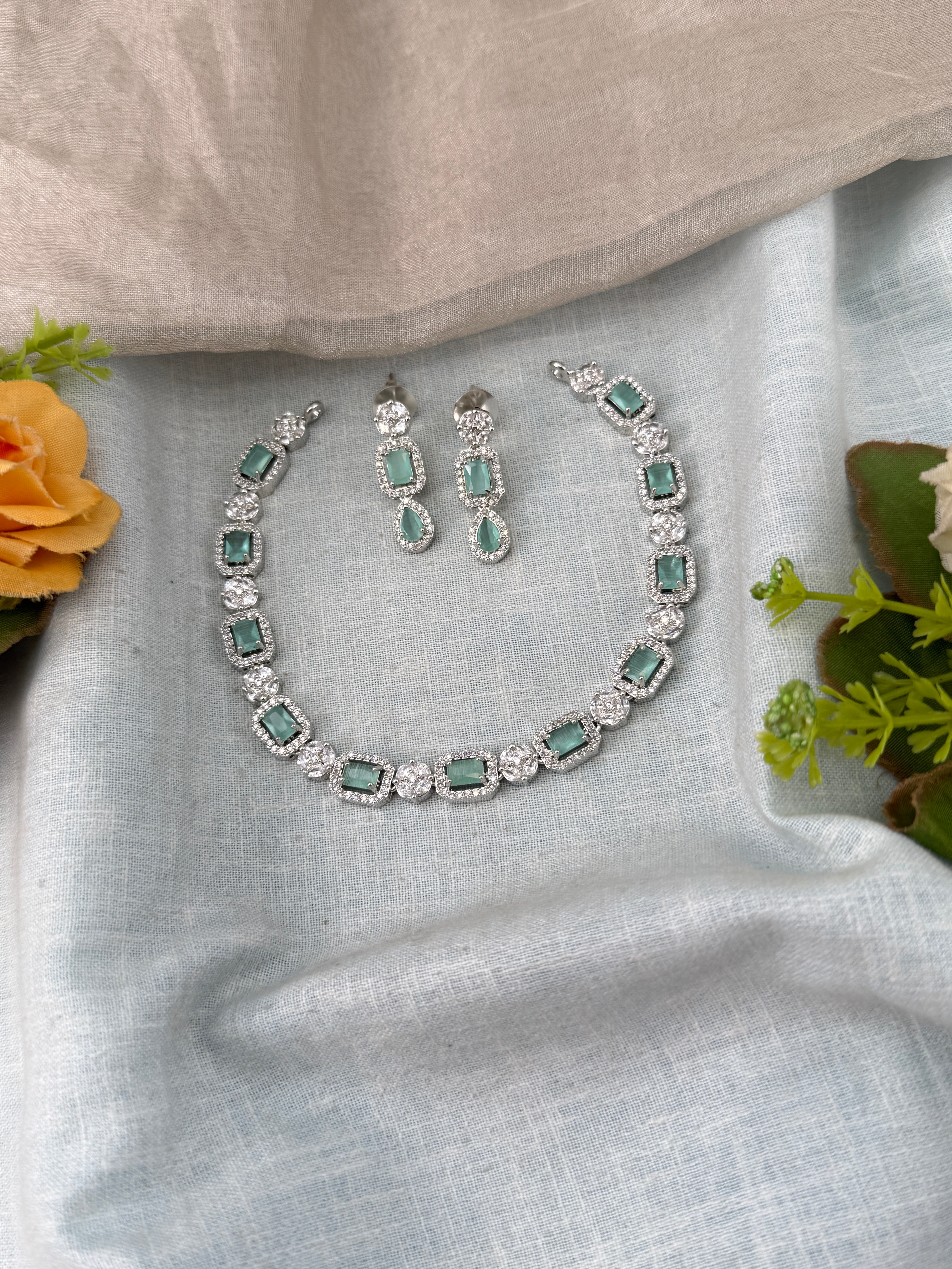White Stone Necklace in Choker Short Designer Style | N0430 A