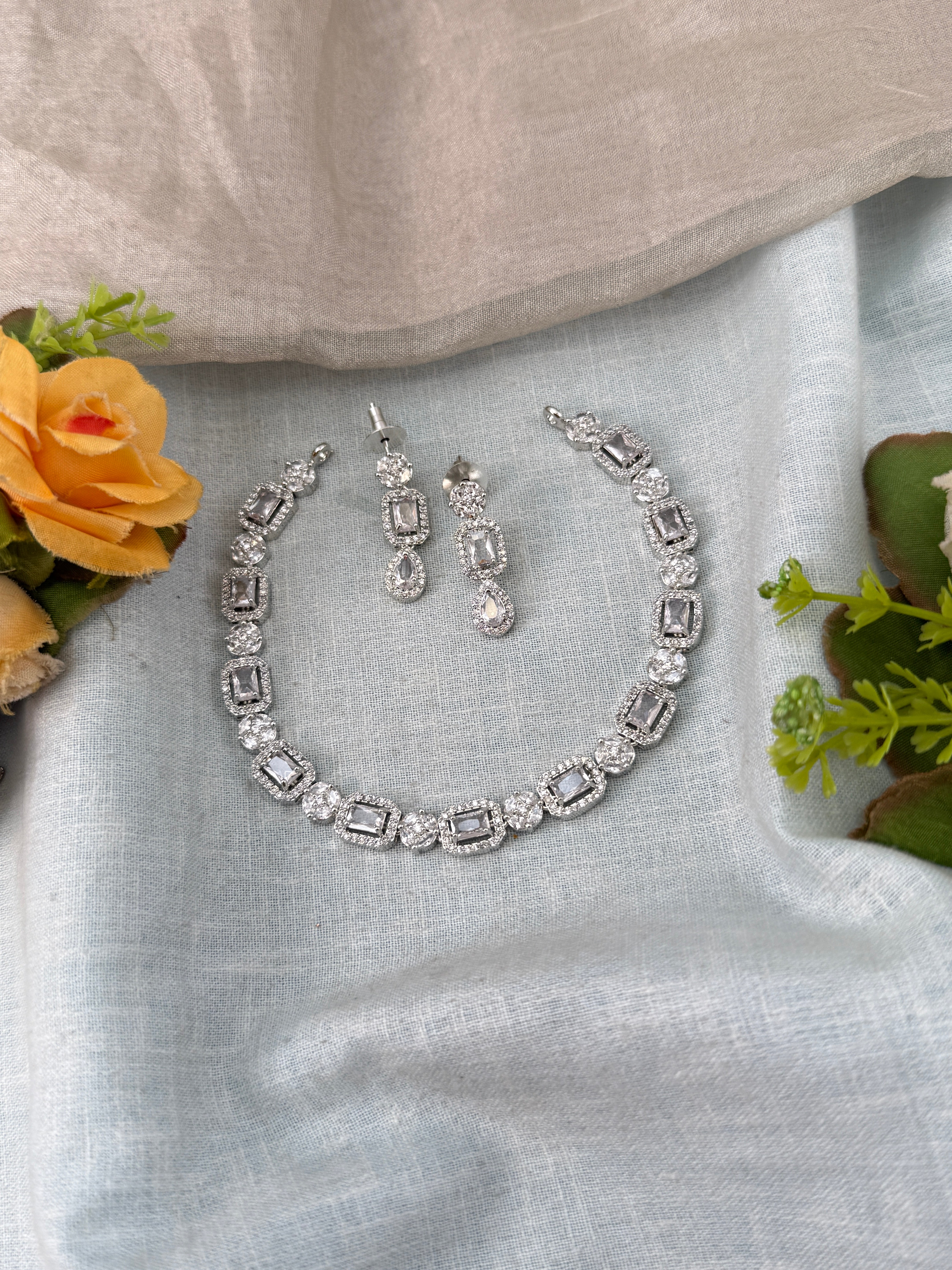 White Stone Necklace in Choker Short Designer Style | N0430 D
