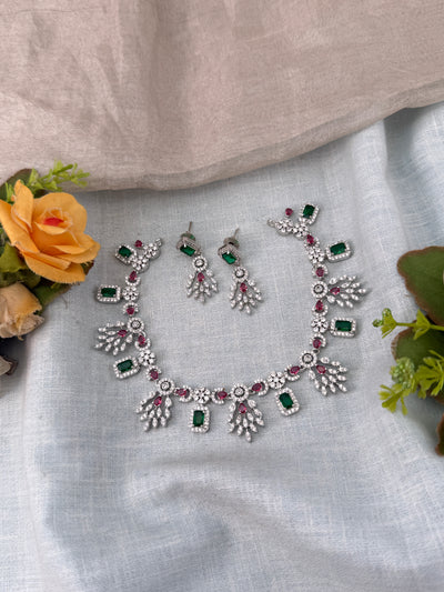 Traditional Jade Bille hair accessory for women