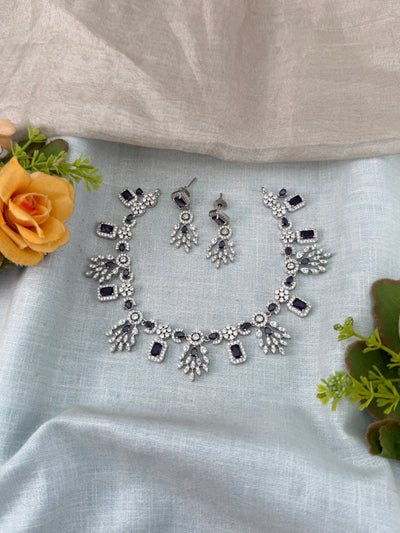 Traditional Jade Bille hair accessory for women