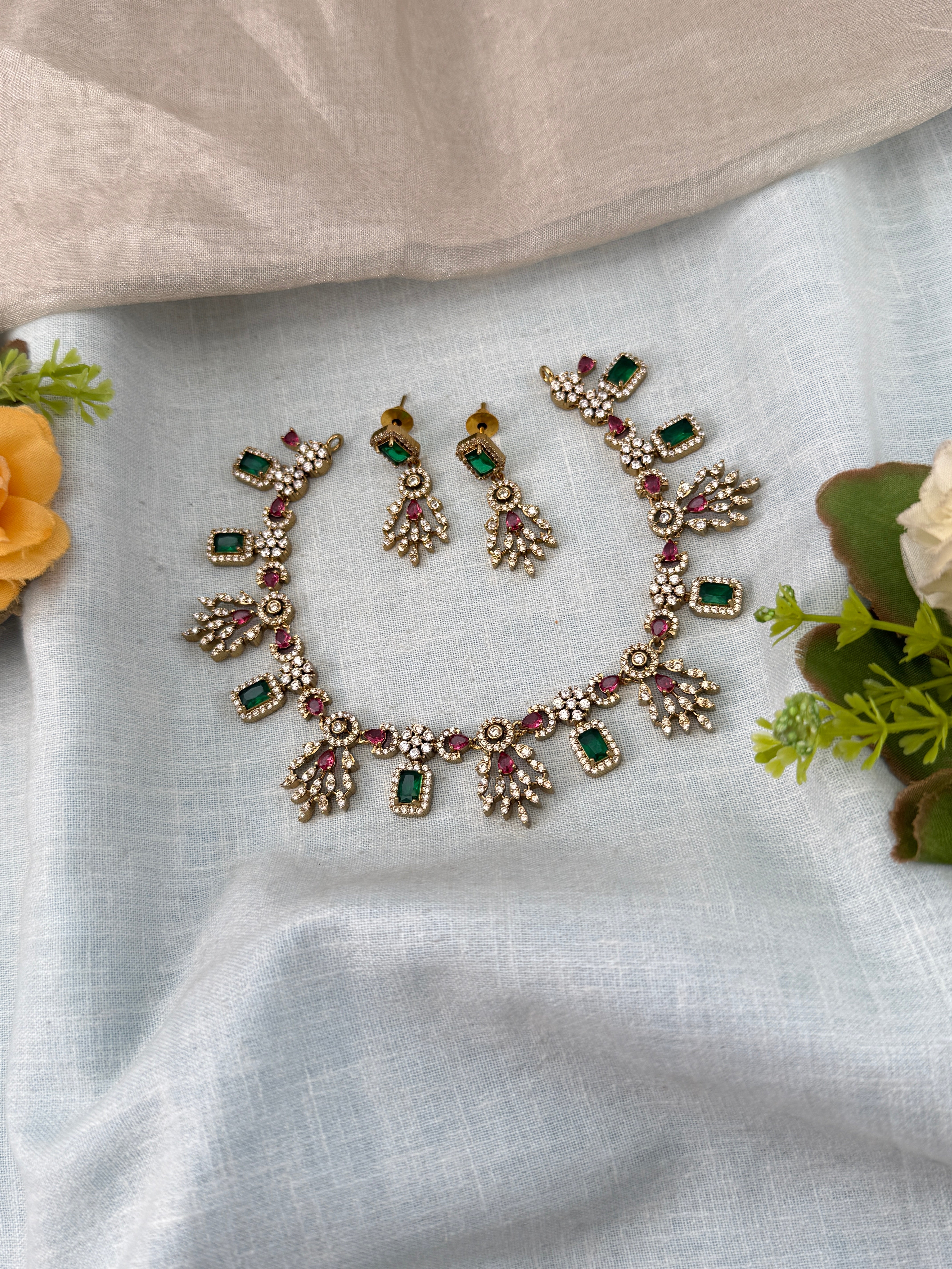 Traditional Jade Bille hair accessory for women