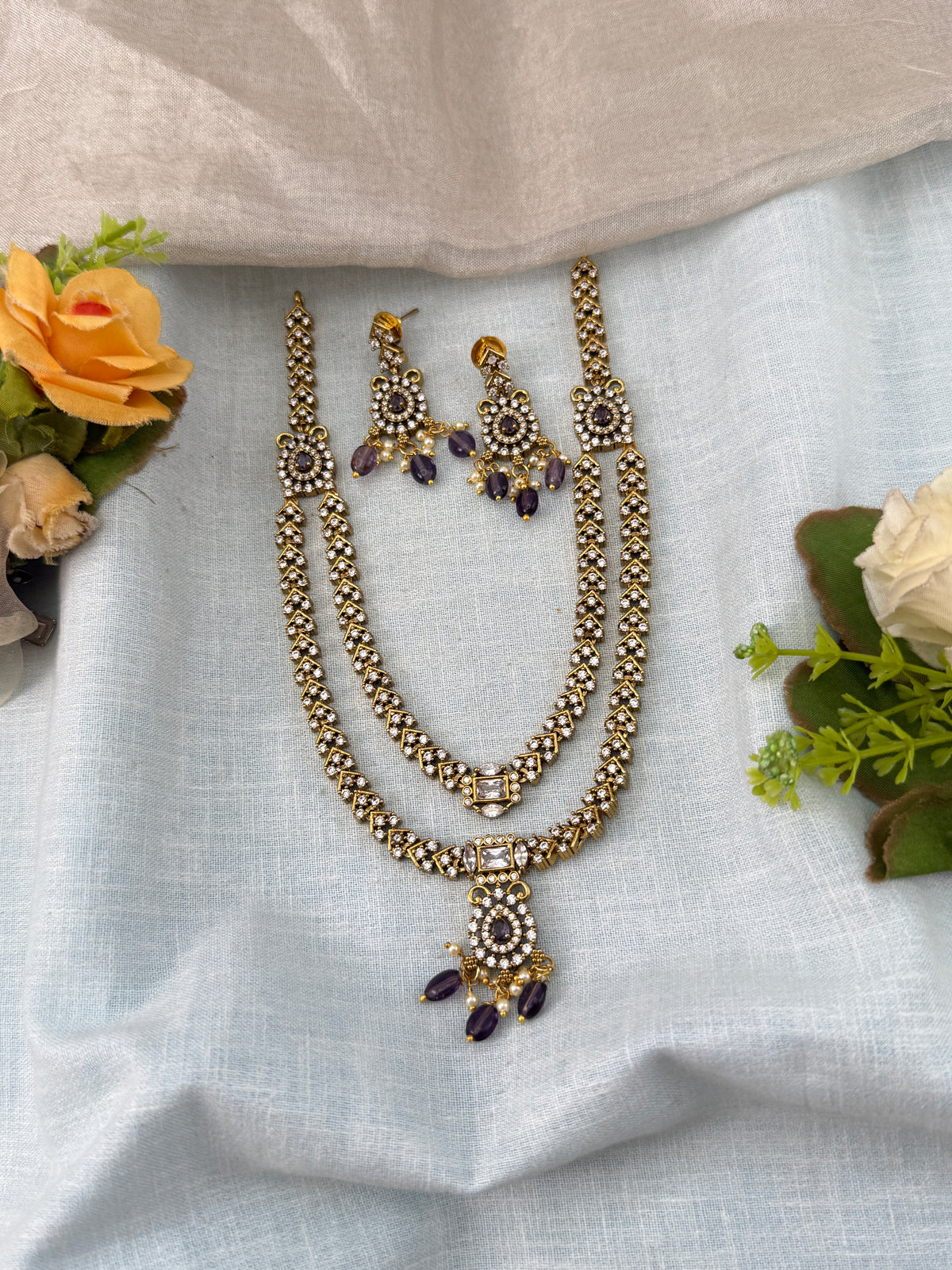 Traditional Jade Bille hair accessory for women