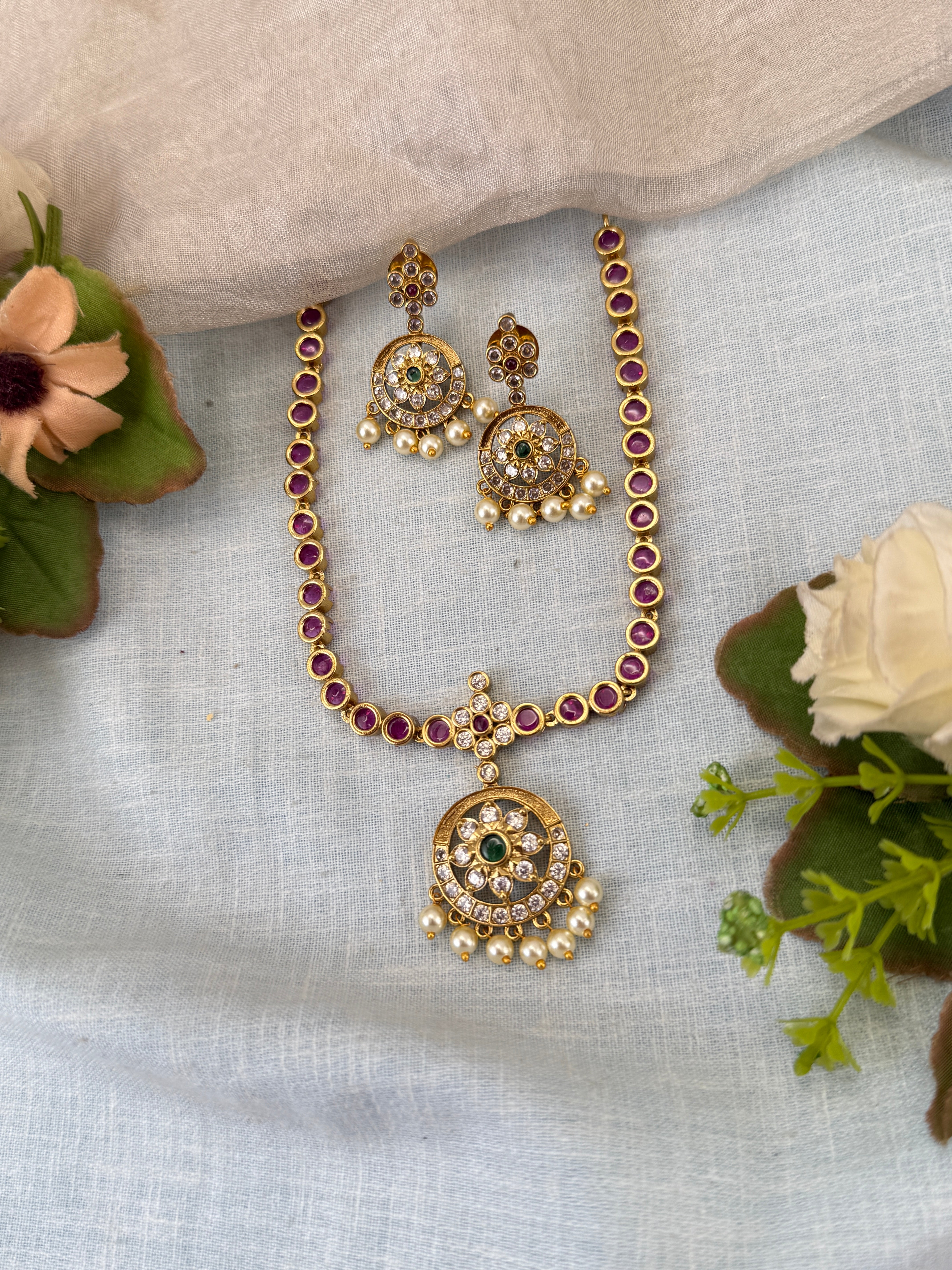 Royal Antique Gold Like Short Necklace Set 0967