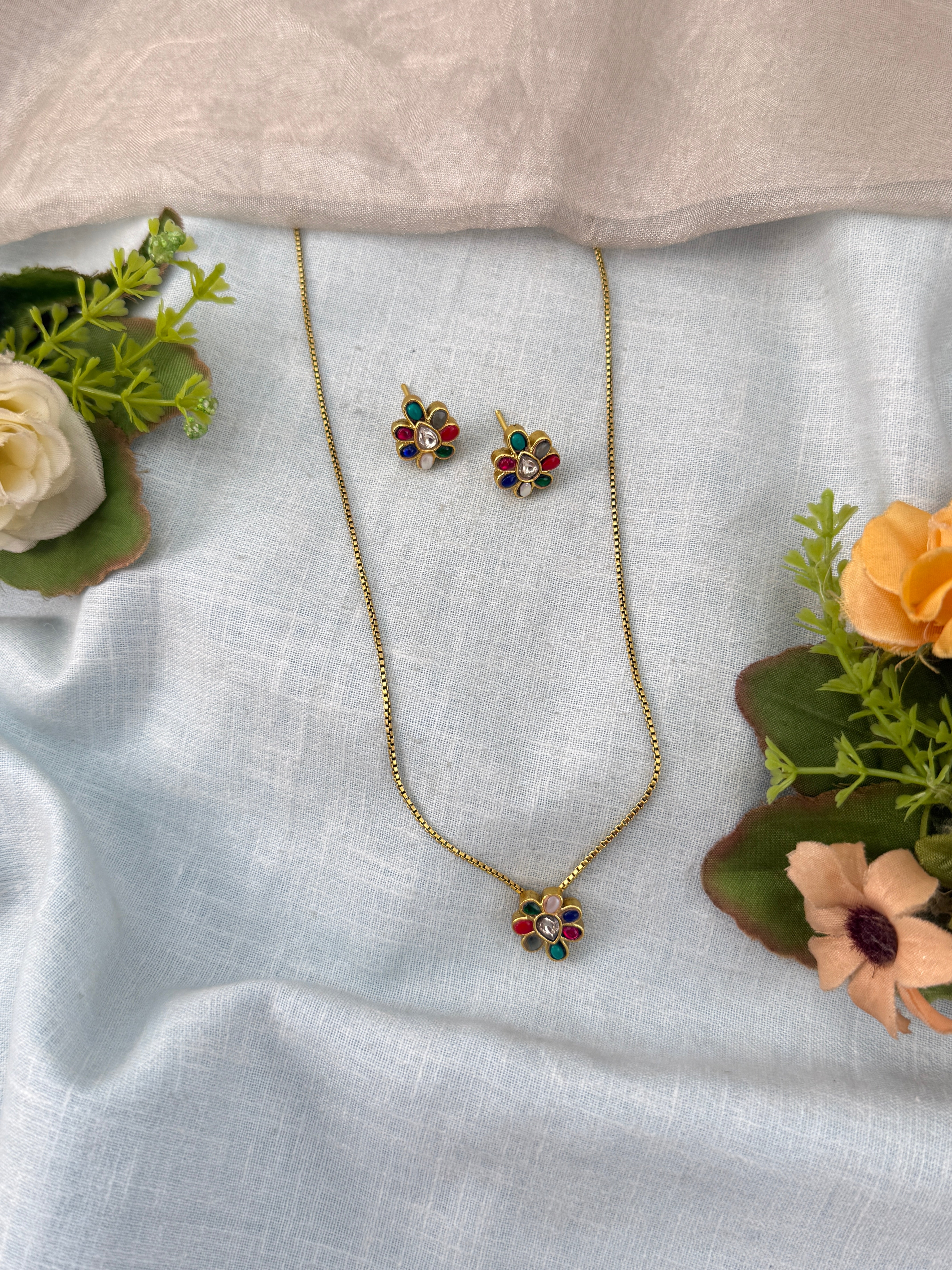 Traditional Jade Bille hair accessory for women