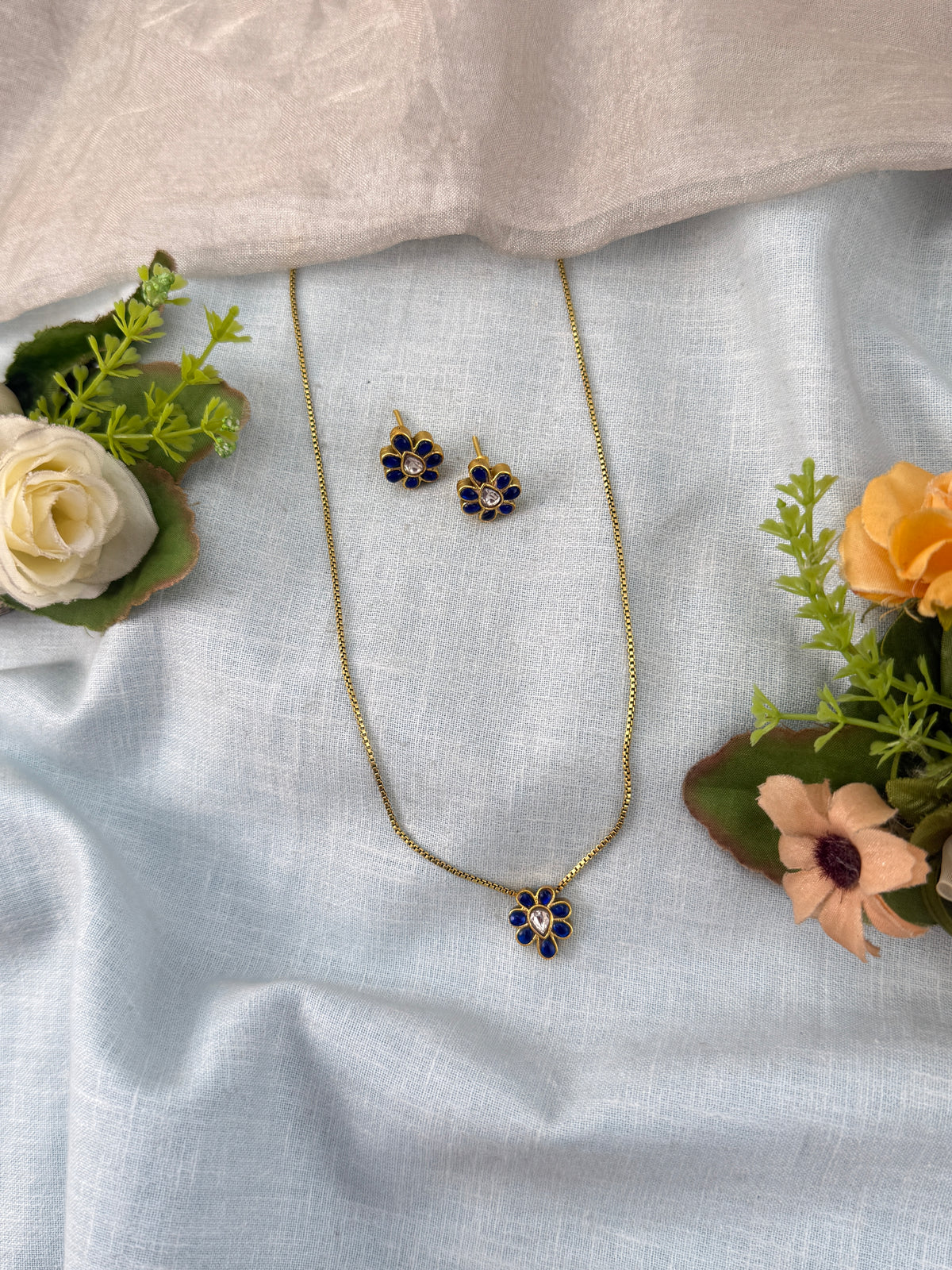 Traditional Jade Bille hair accessory for women