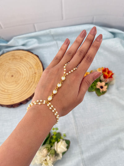 Traditional Jade Bille hair accessory for women