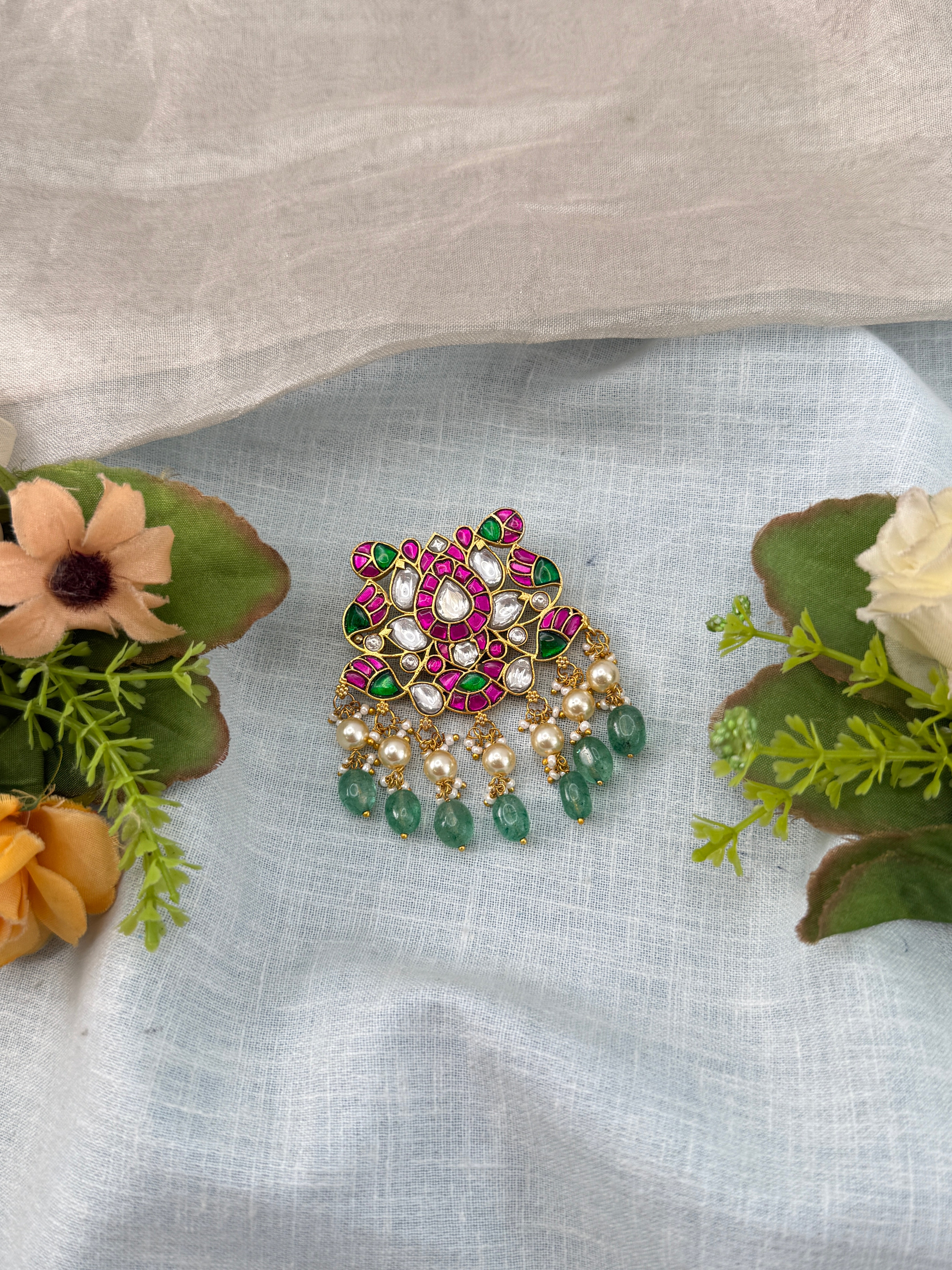 Traditional Jade Bille hair accessory for women