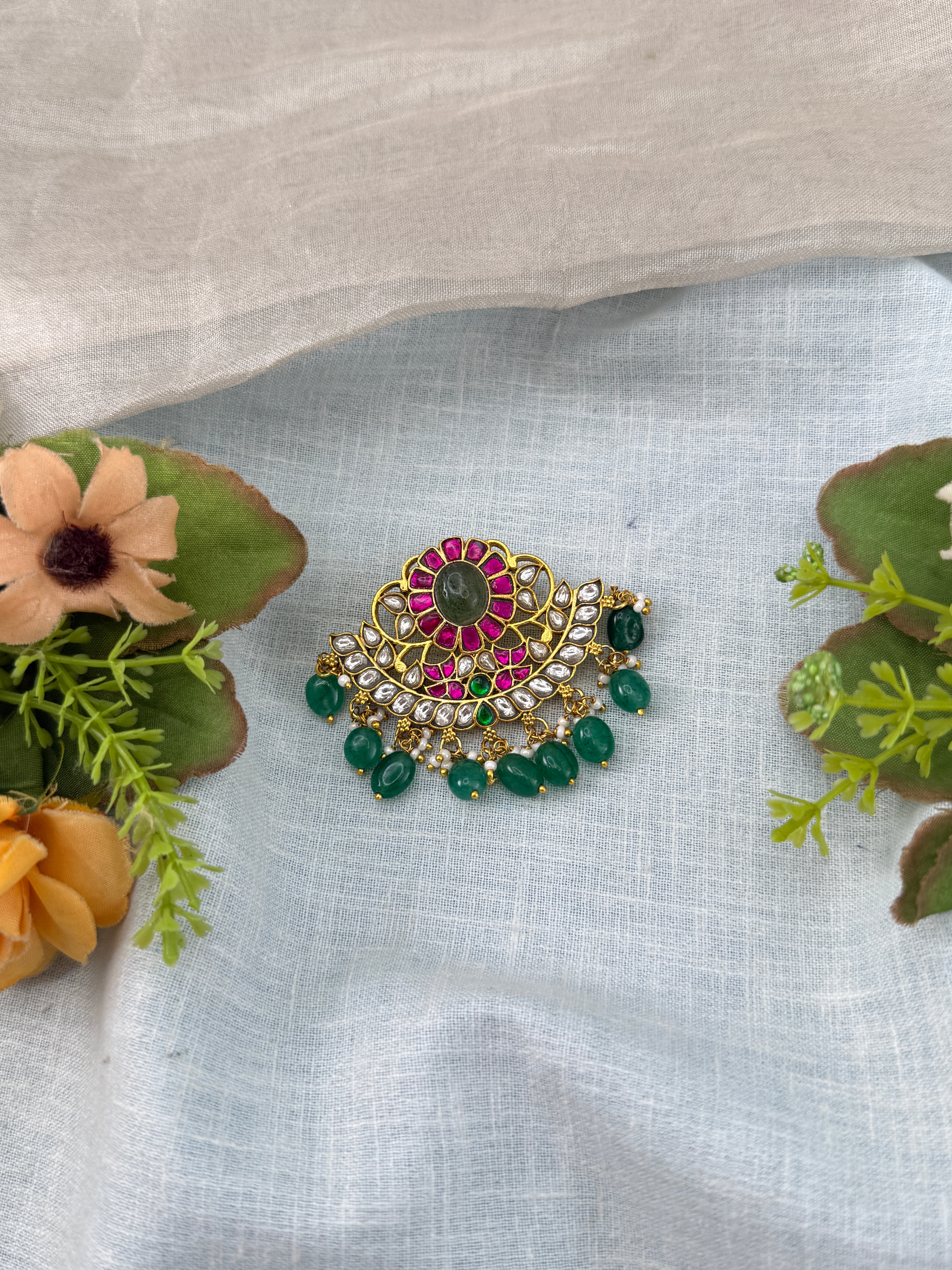 Traditional Jade Bille hair accessory for women