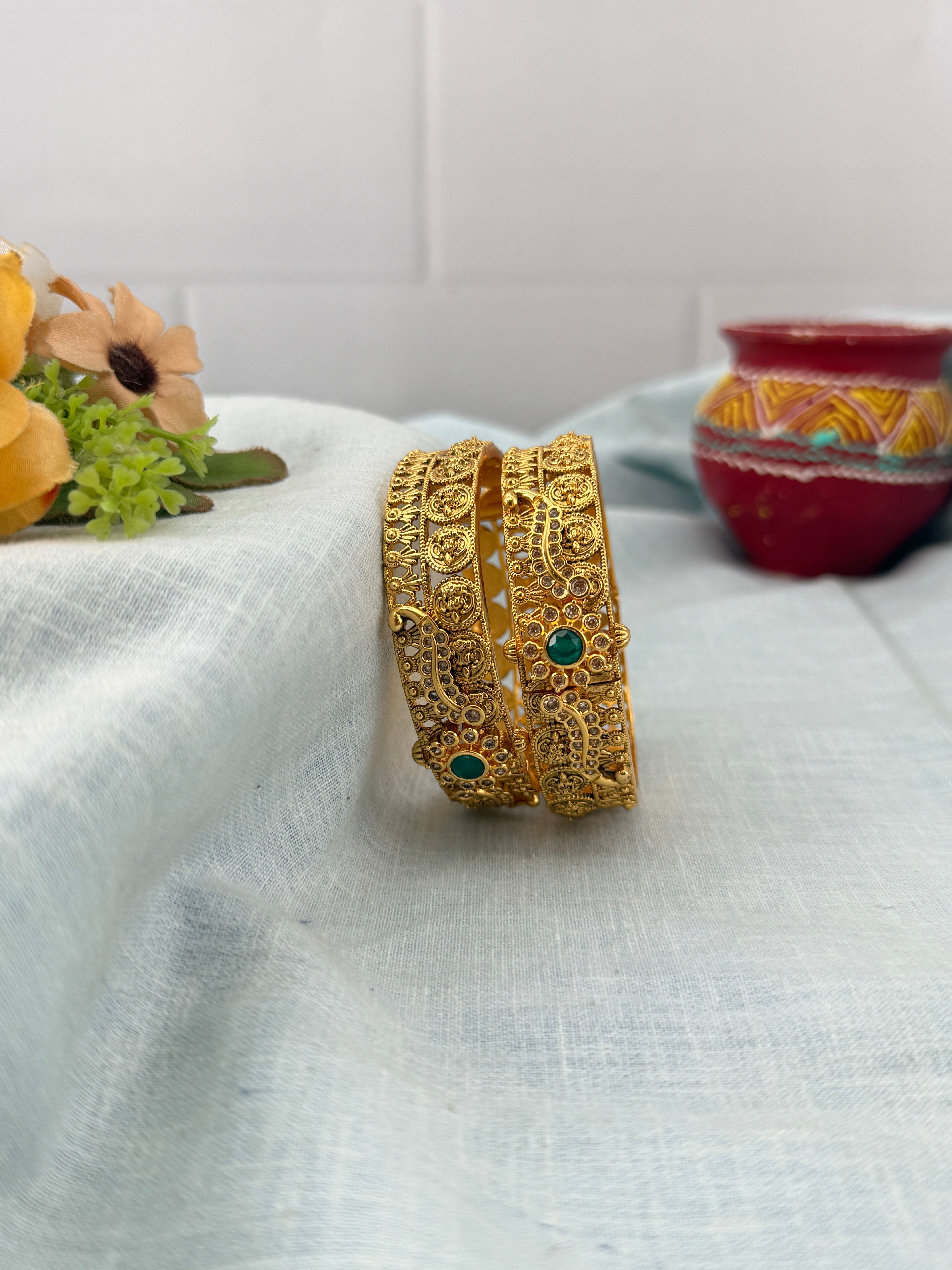Antique temple style bridal bangles for women by Mahila