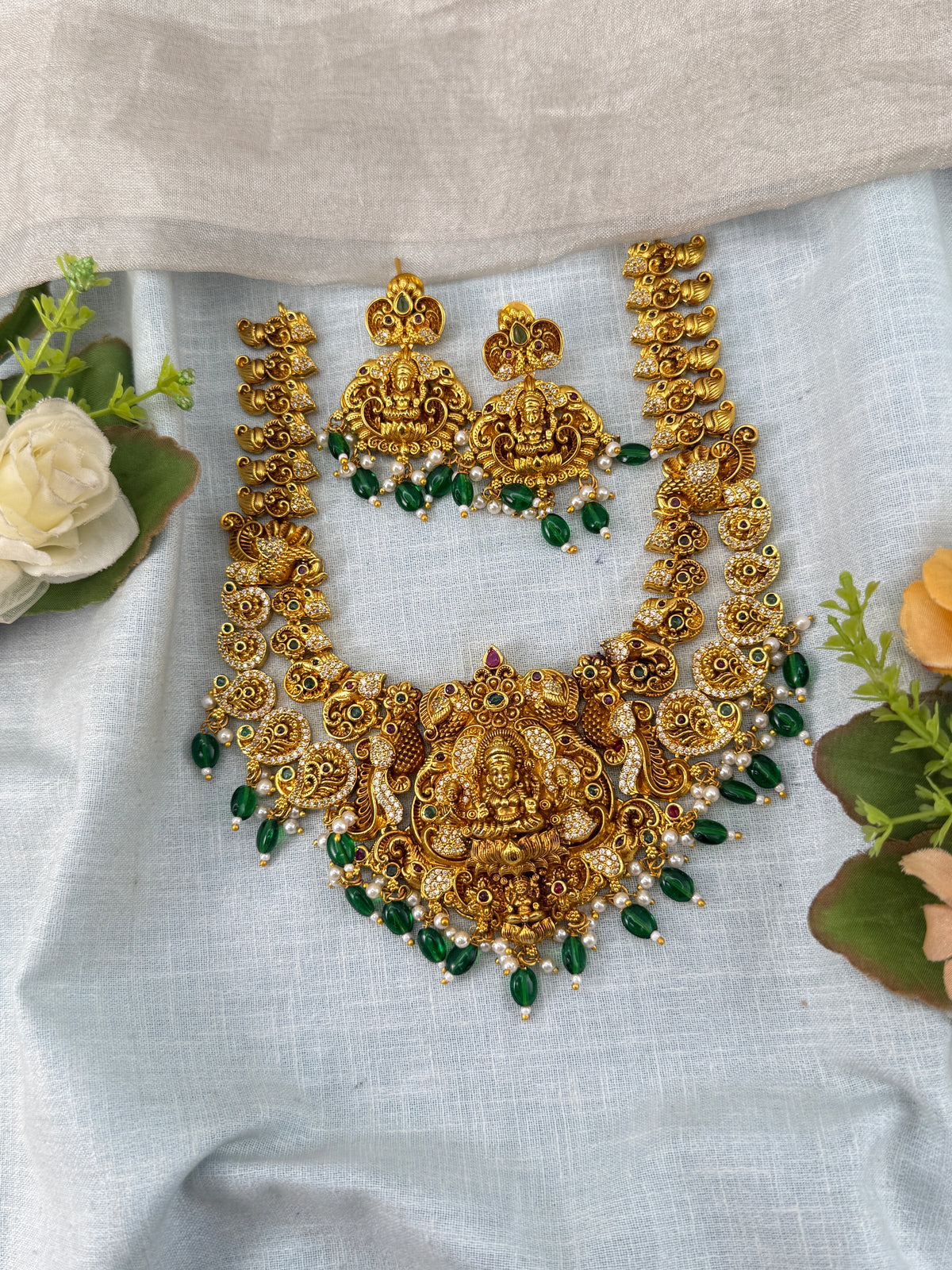 Antique Necklace Lakshmi Mango Grand Short Set | N0468