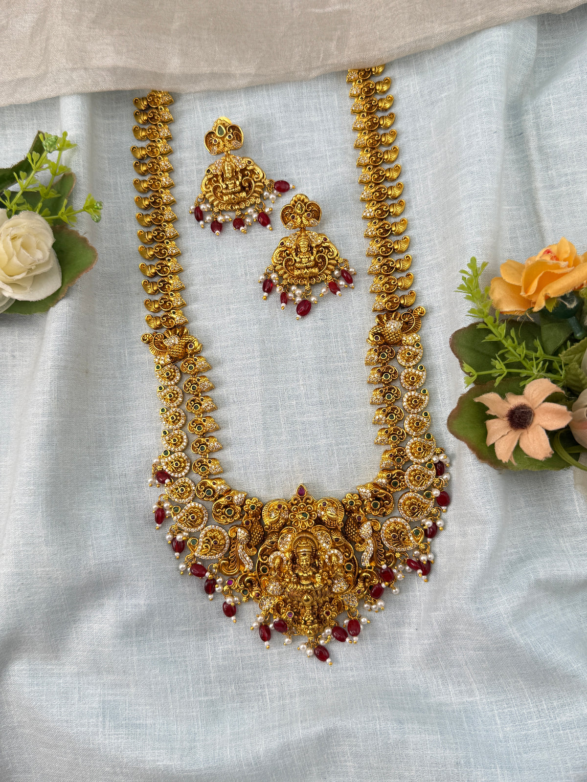 Traditional Jade Bille hair accessory for women