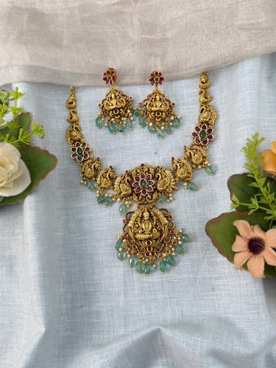 Antique Necklace Lakshmi Grand Short Set | N0475