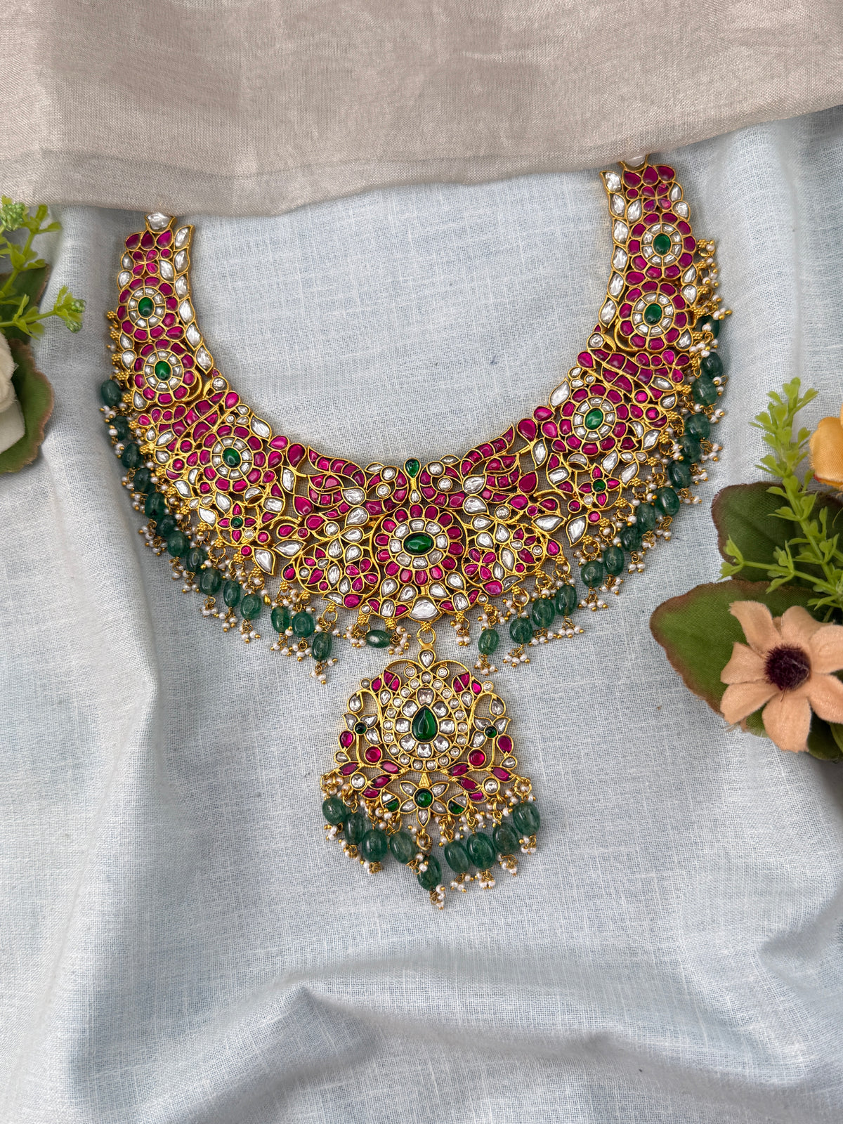 Jadau Kundan Short Necklace Set Premium | N0465